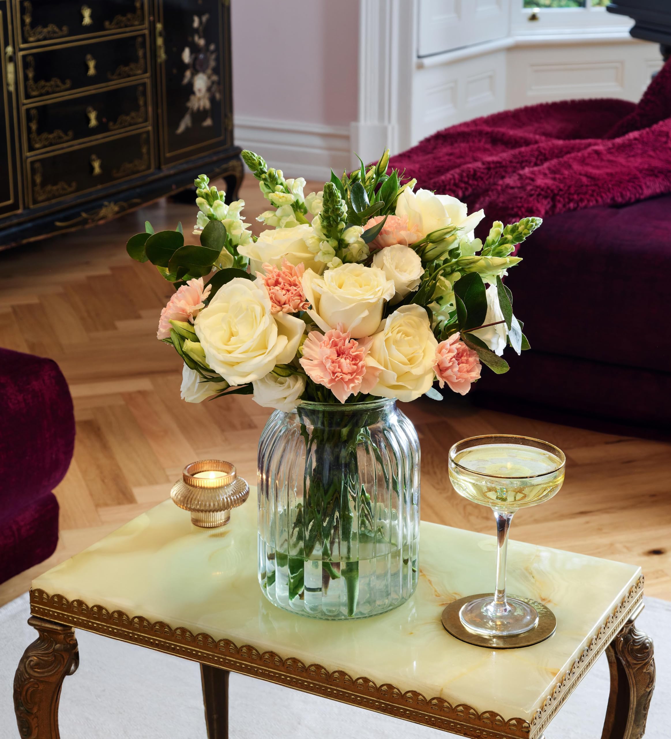 Ivory Harmony Arrangement de fleurs fraîches livré à la main Cadeau élégant livraison le jour suivant Idéal anniversaire condoléances moyen