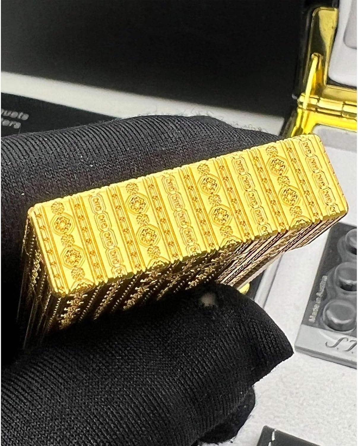 ライン 2 クイック カラー シリーズ ライター 限定版 (イーグル ロゴ入り)。5 面手彫りの石象嵌、電気メッキ彫刻、フリップトッ