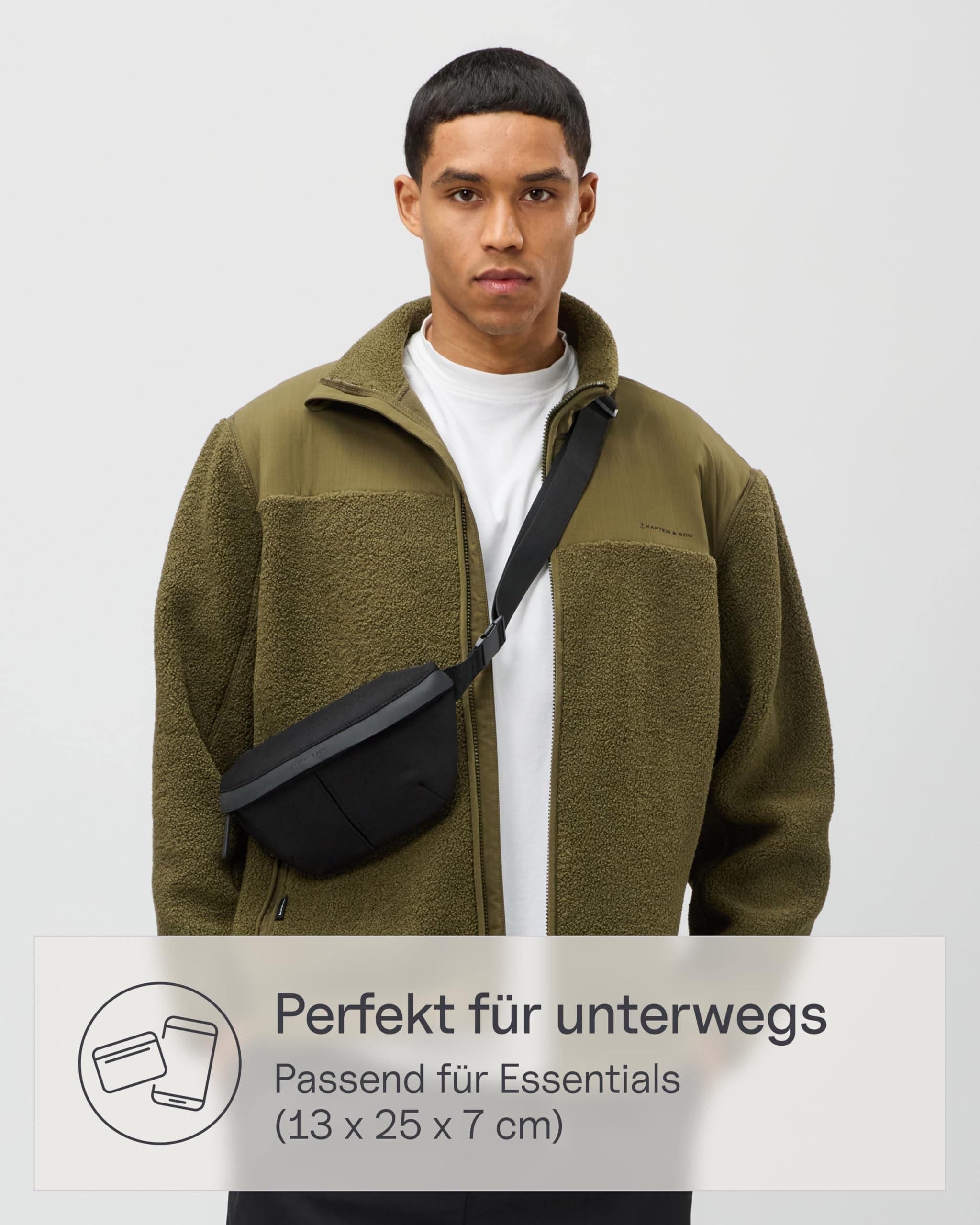 Kapten & Son Chest Bag Sveg All Black 1L Crossbody Bag Vegan Wasserabweisend
