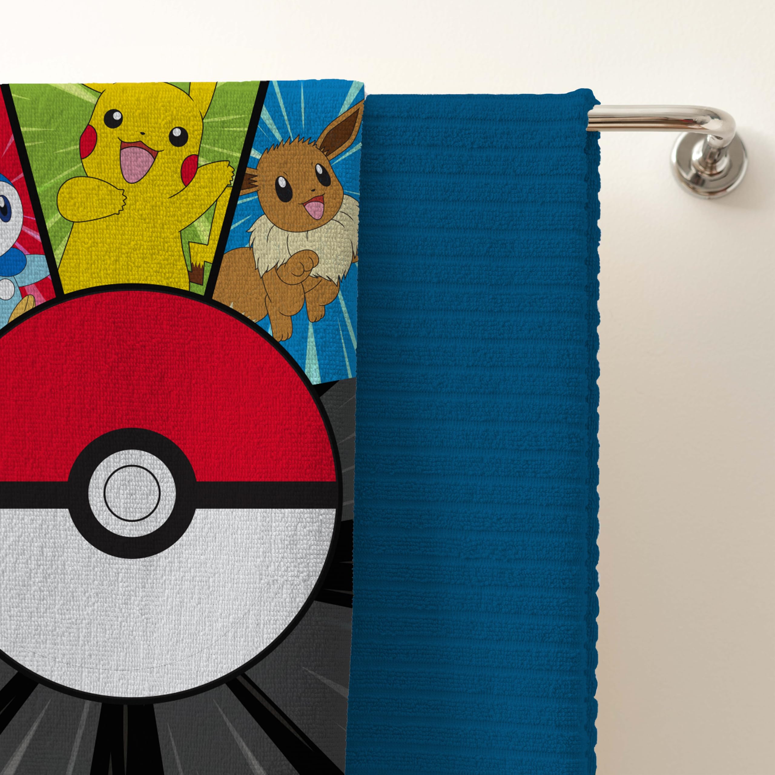 Character World Oficjalny ręcznik dla dzieci Pokémon | super miękki w dotyku, unite design z pikachu, pokeball, idealny do domu, wanny, plaży i basenu, jeden rozmiar 70 cm x 140 cm