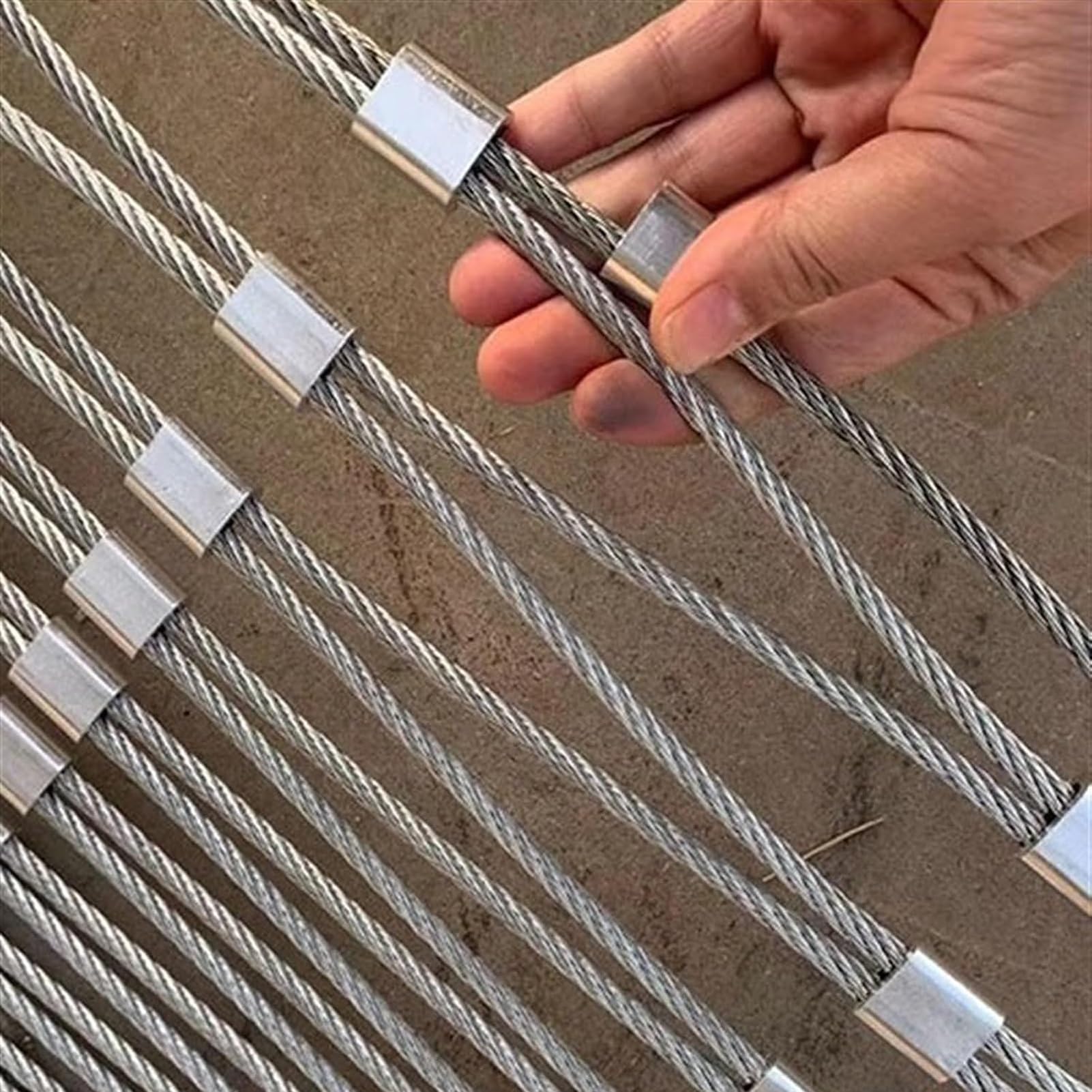 Sicherheitsnetz Katzennetz Schutznetz Treppe Balkon Fenster Edelstahl-Seilgeflecht Rausfallschutz Mehrzweck-Sicherheitsnetz(10cm/2mm,0.8x4m(2.6x13.1ft))