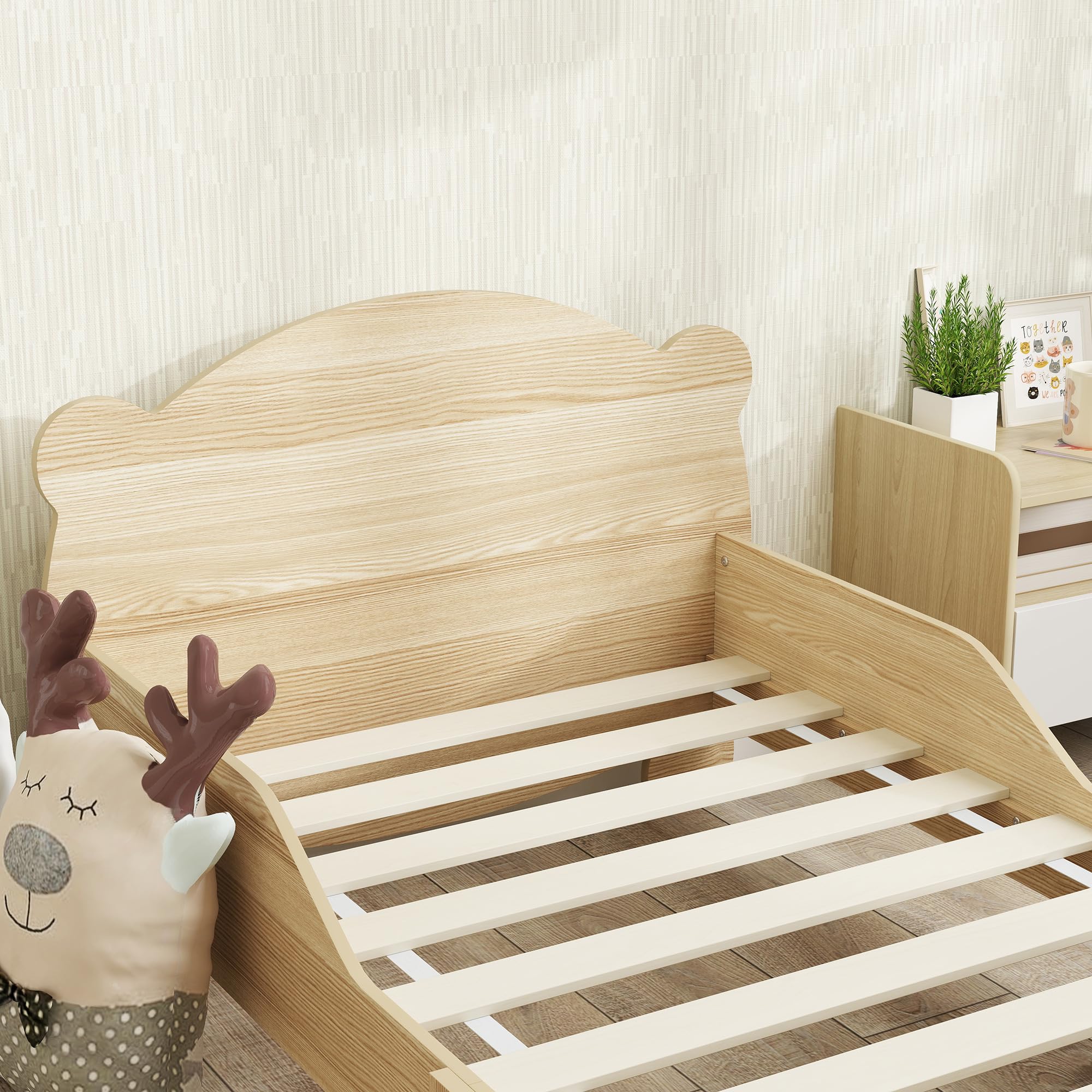 AIYAPLAY Kinderbett mit Rausfallschutz Lattenrost 140 x 70 cm Jugendbett mit Bären-Design Einzelbett für Mädchen und Jungen Naturholz