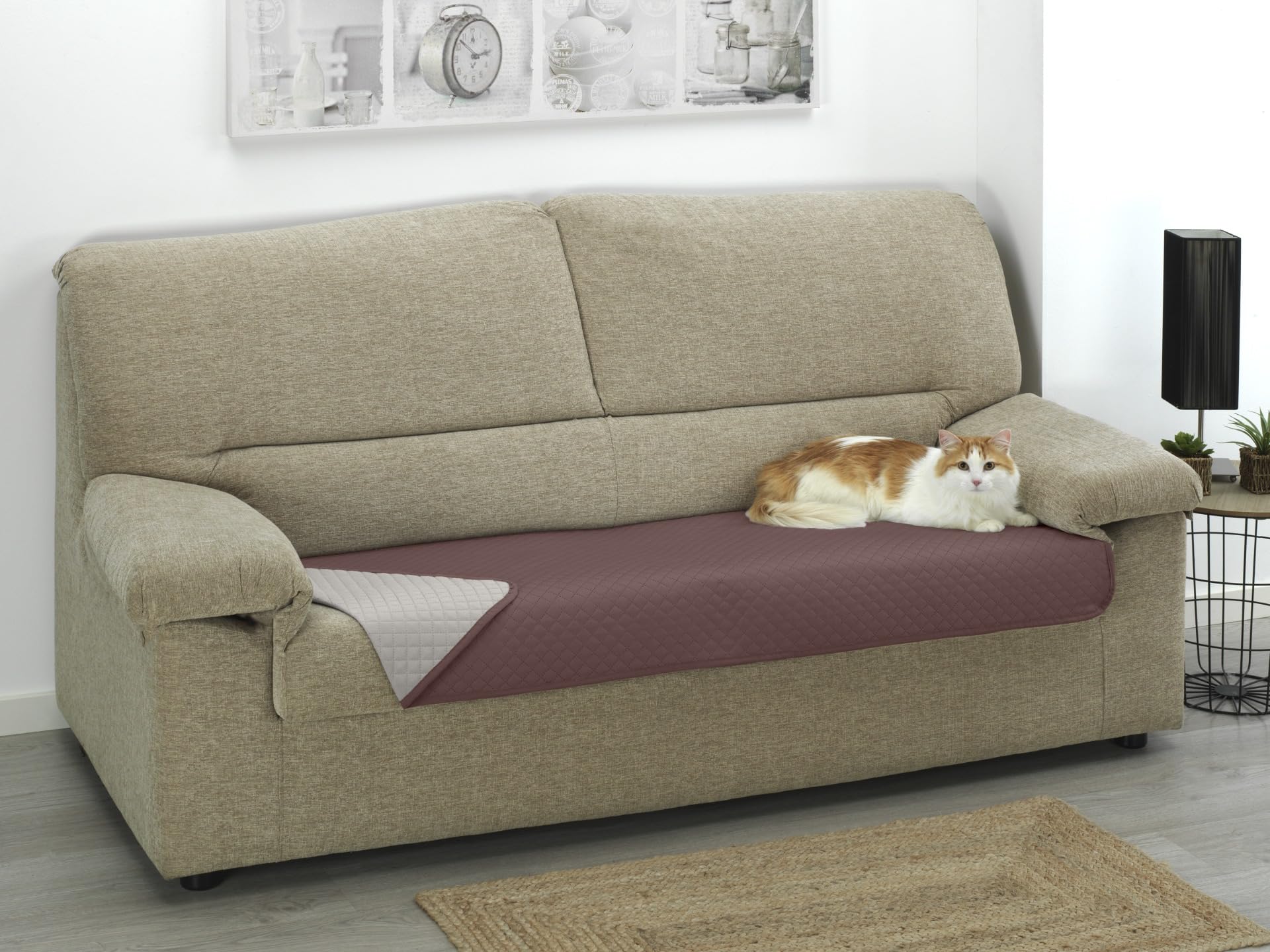 Topper pour canapé Estoralis matelassé pour accueillir votre animal de compagnie