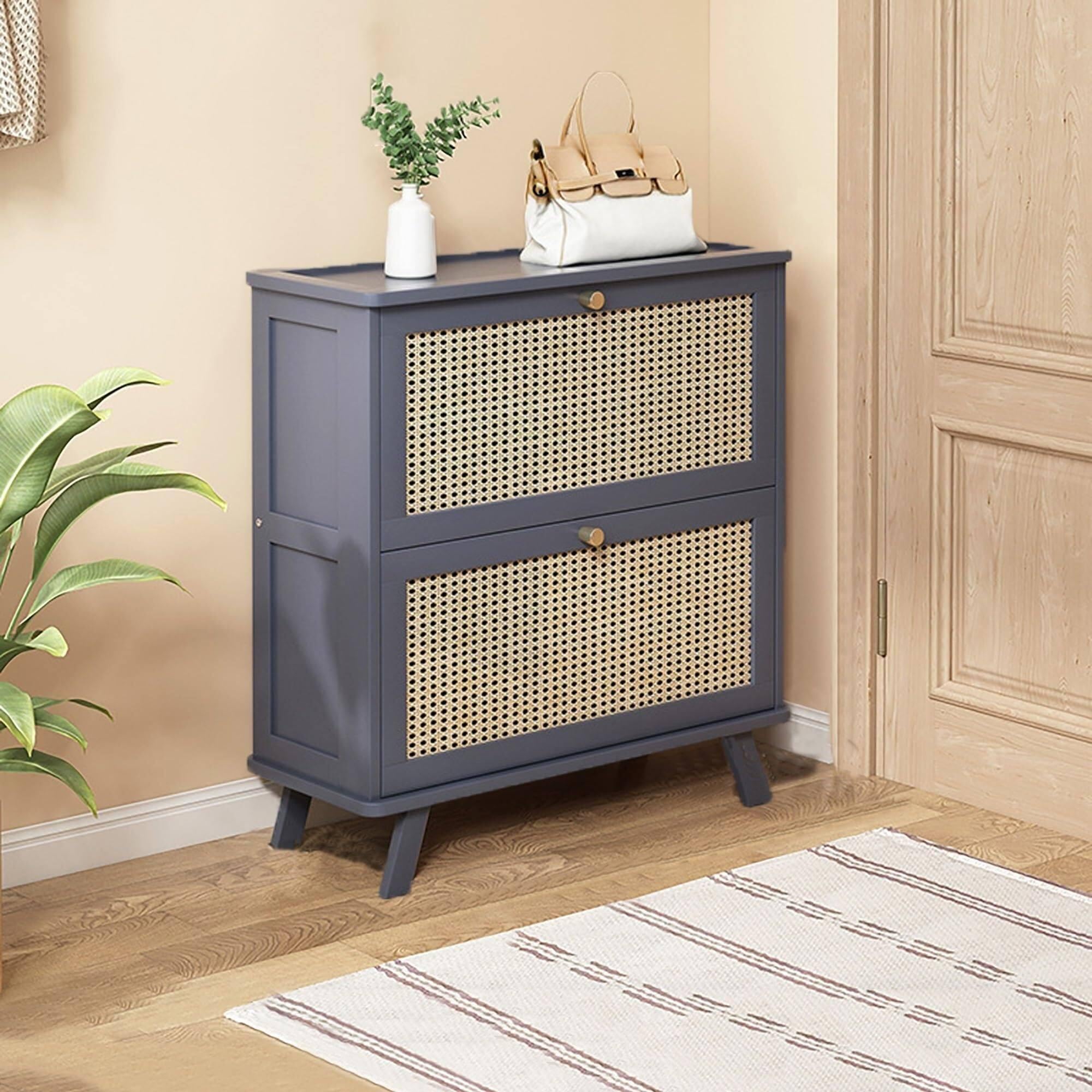 Armoire à chaussures en bois et rotin : meuble de rangement premium pour entrée chic BM