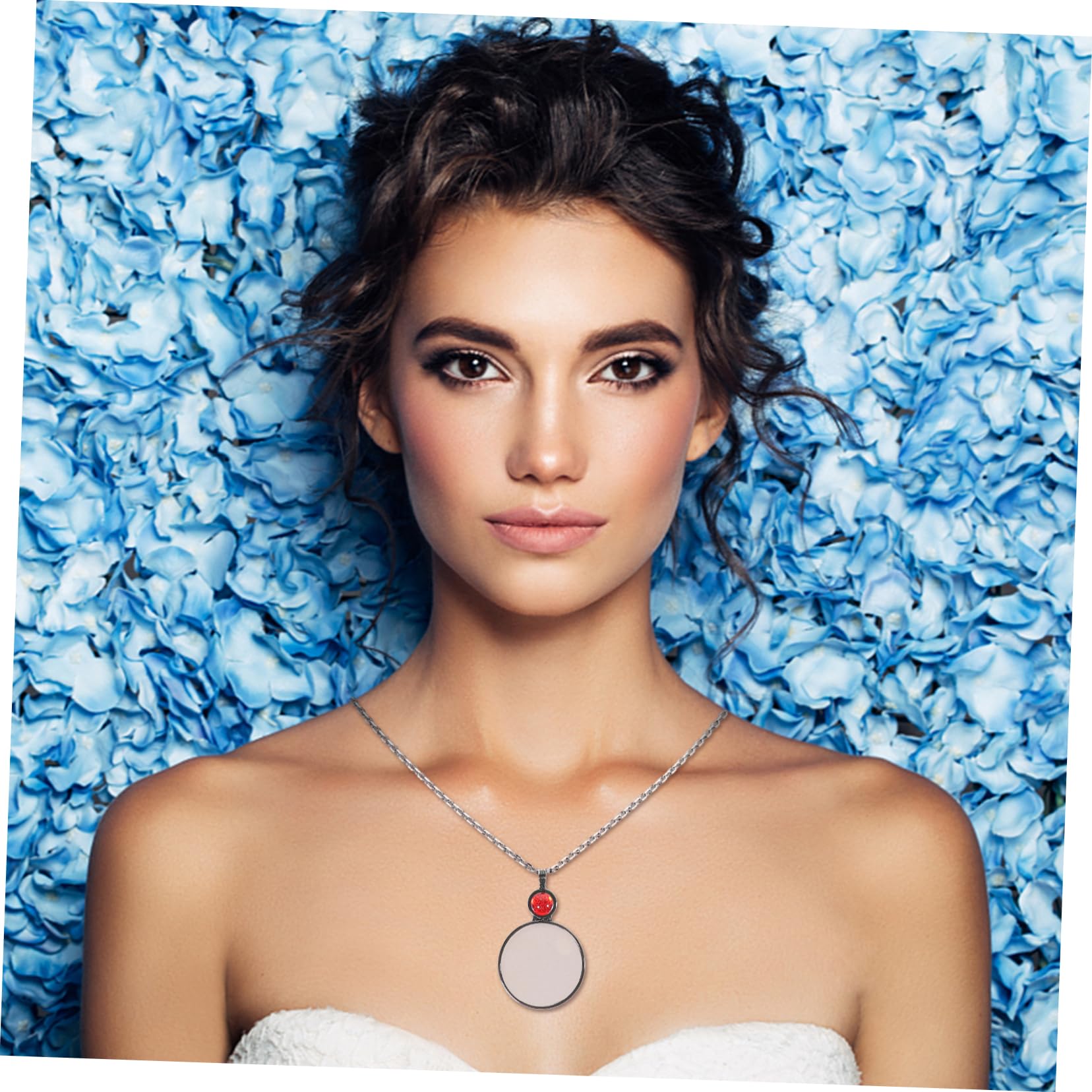 ARTIBETTER 4sets Stylish Magnifier Necklace Glass Pendant Necklace Loupe Magnifier for Reading Wearable Jewelry 3pcs*4