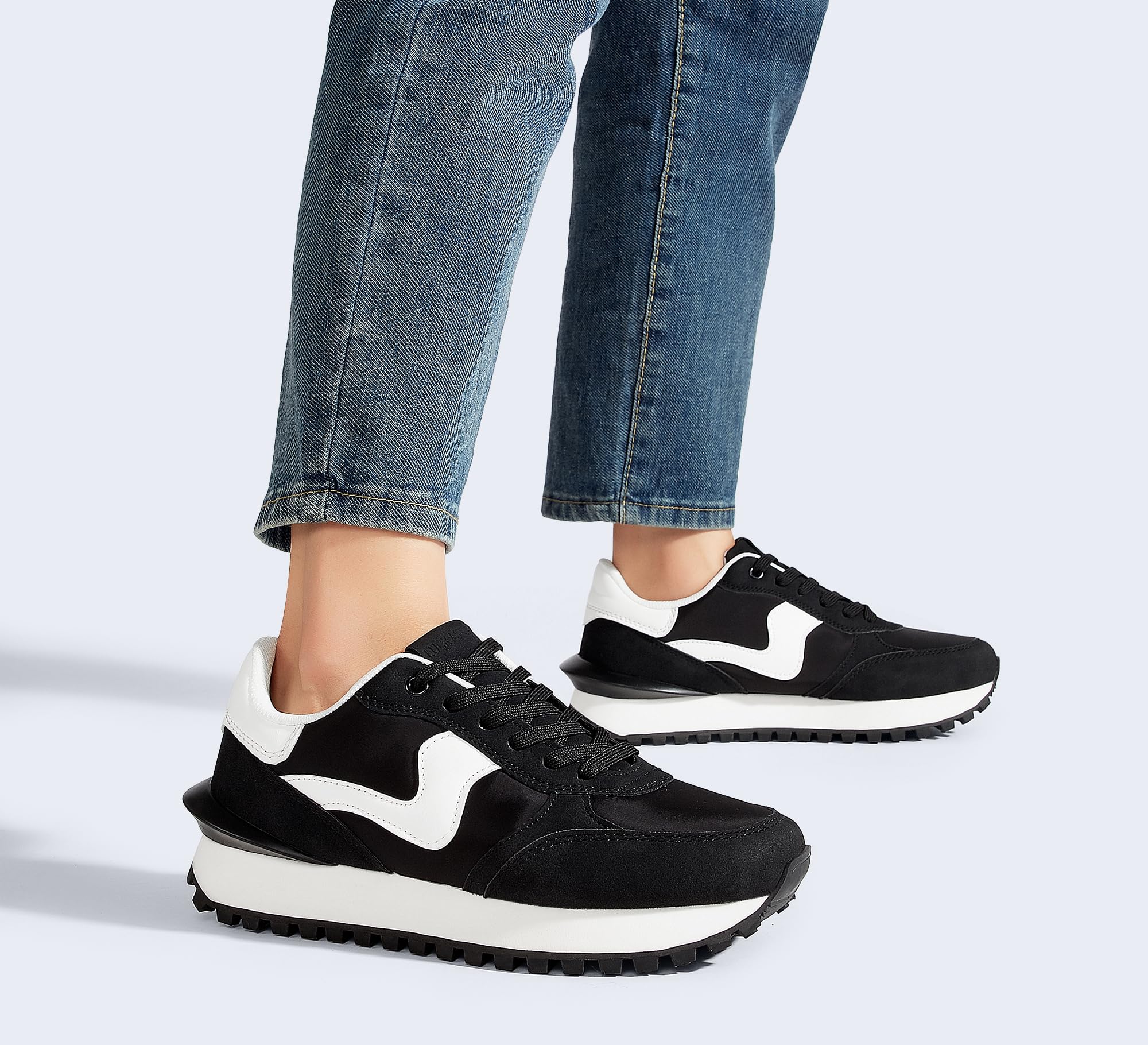 LUCKY STEP Damen Plateau-Sneakers im Retro-Tennis Stil | Bequeme Freizeit- & Laufschuhe mit Dicker Sohle | Langlebiges Design für Stadt, Alltag und Sport