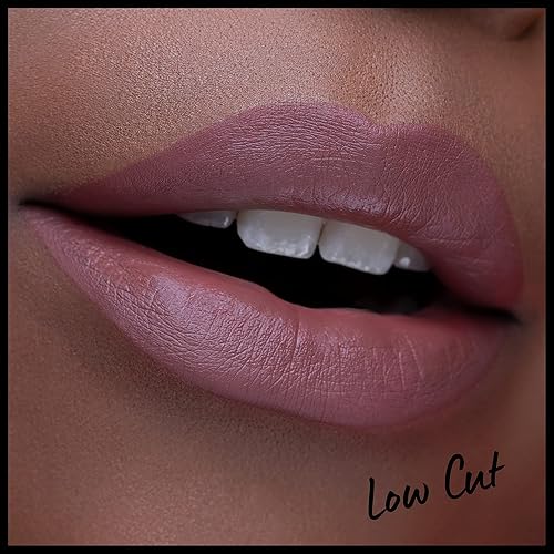 Miniatura 3 de Nyx - Maquillaje profesional labial líquido de la línea Lingerie XXL mate Low Cut Color marrón oscuro de tono desnudo