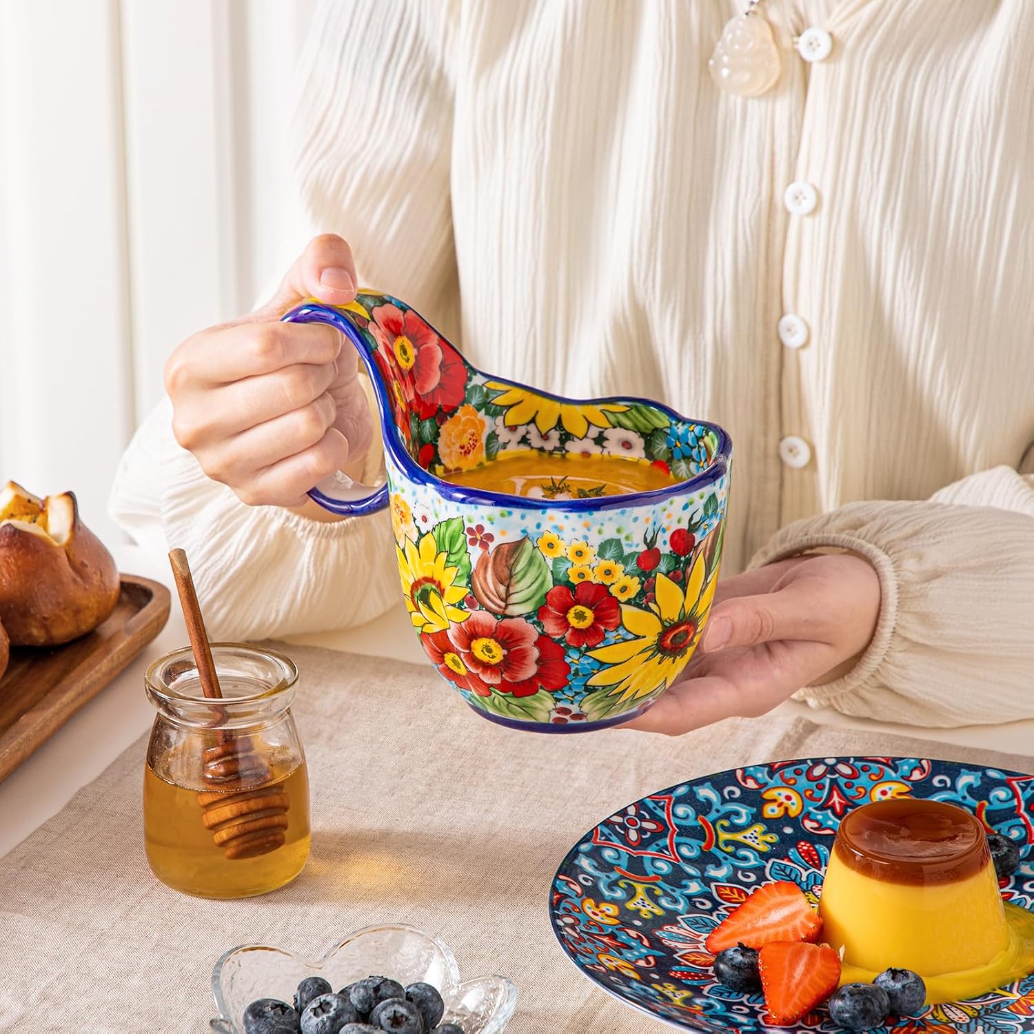 vancasso 18 oz Wildflower Fiesta Microwavable Ceramic Soup Bowl with Handle