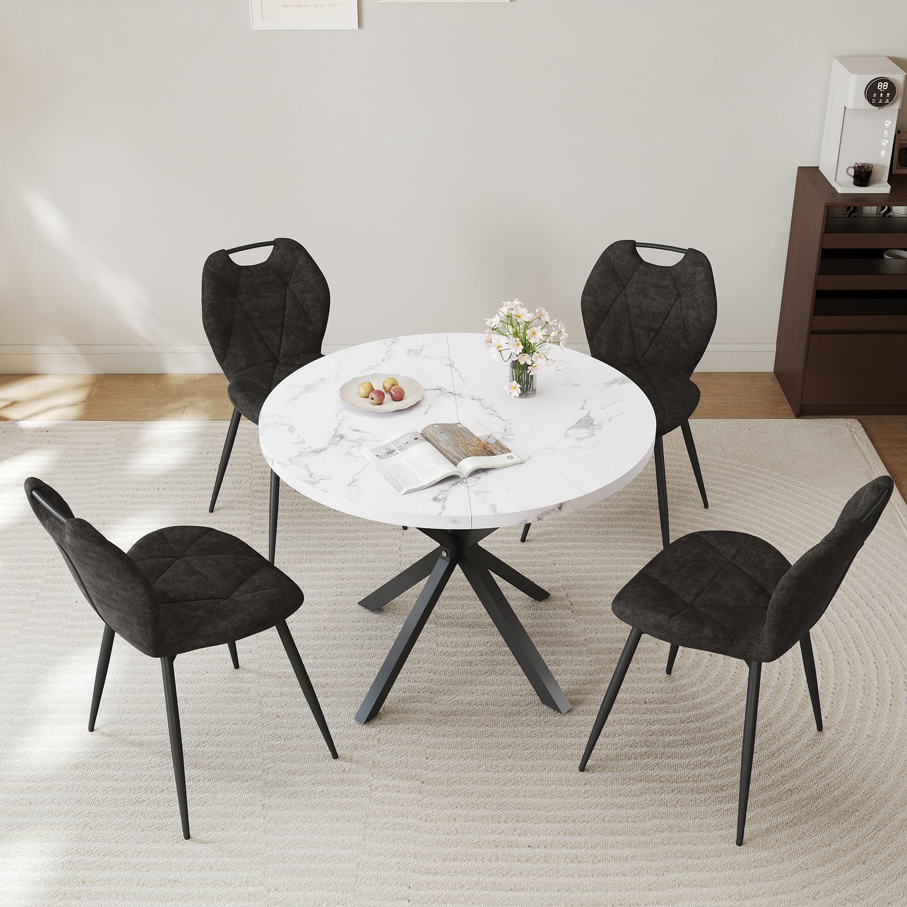 GrandCA HOME Juego de Mesa y Sillas de Comedor, Mesa Redonda de 100 cm con 4 Sillas Tapizadas Modernas, Ideal para Comedores y Cocinas Sala de Estar (Estampado de Mármol + Negro)