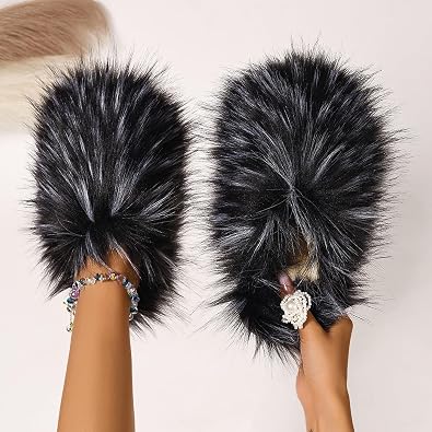 Women's Fluffy Faux Fur Slippers Furry Soft Plush Home Slippers Indoor Outdoor Non-Slip Slippers