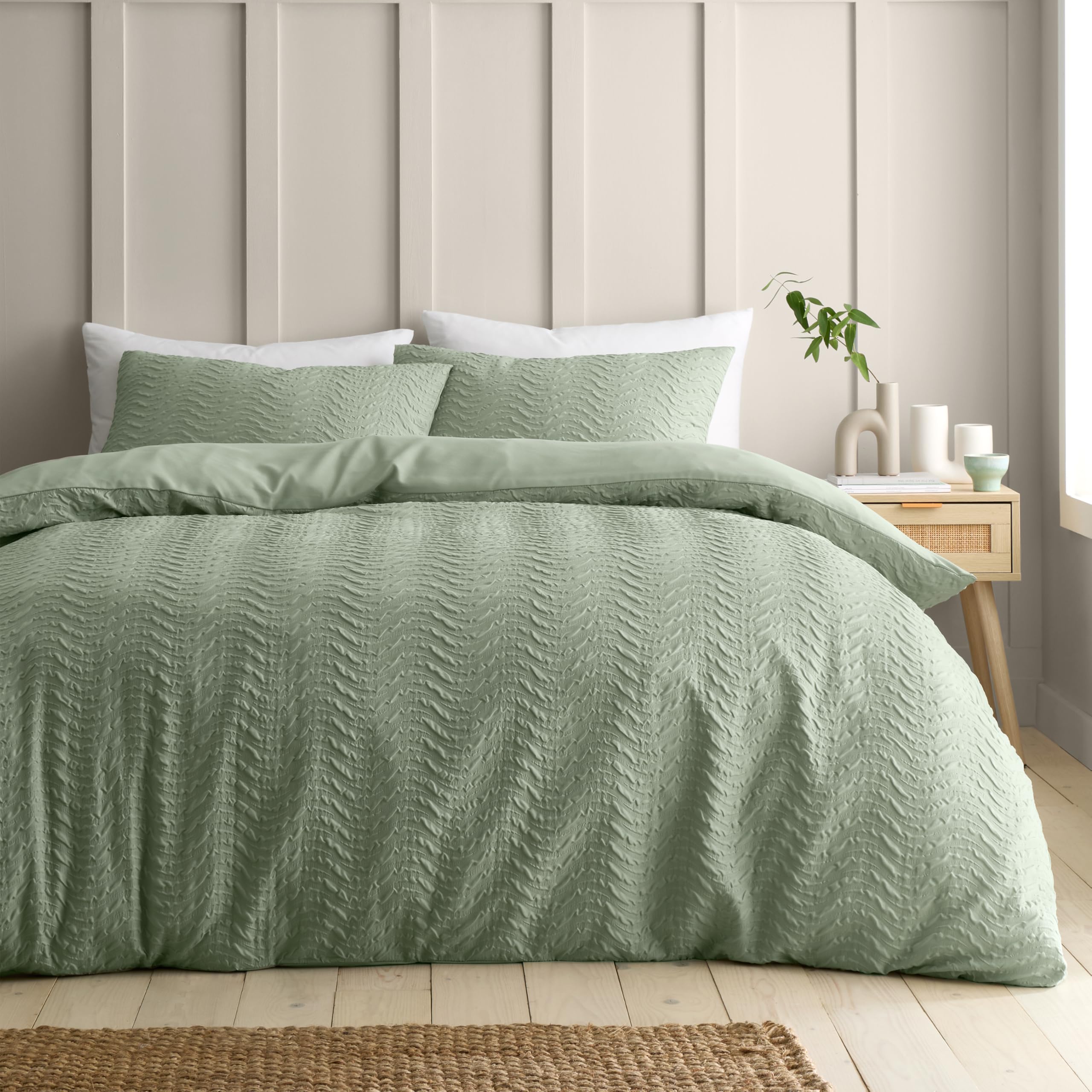 Catherine Lansfield Heatset Wave Duvet Cover Set Green Super King