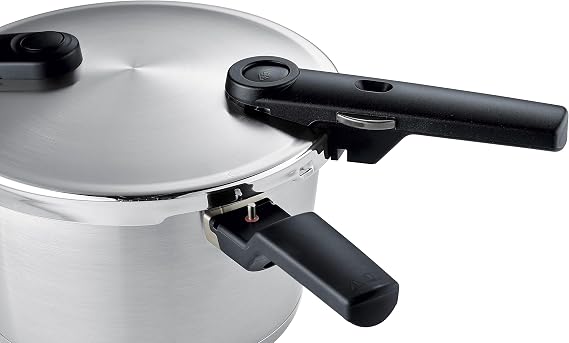 Fissler Vitaquick Premium/Pressure Cooker (2.5 L Diameter 18 cm) with Insert Stainless Steel Pressure Cooker 2 Cooking Levels Made in Germany Induction