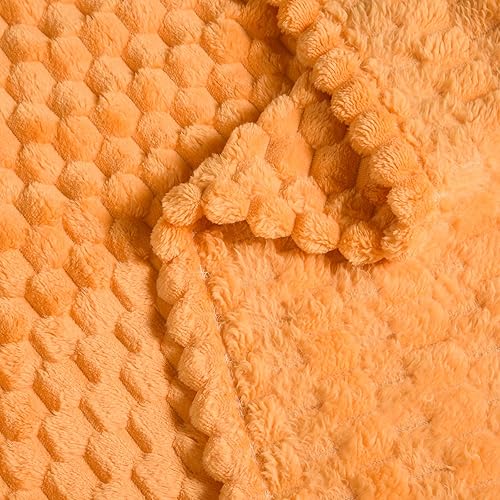 Miniatura 6 de Vessia Manta de franela de forro polar (50 x 71 pulgadas) con funda de almohada (18 x 18 pulgadas), manta mullida jacquard 3D naranja claro para