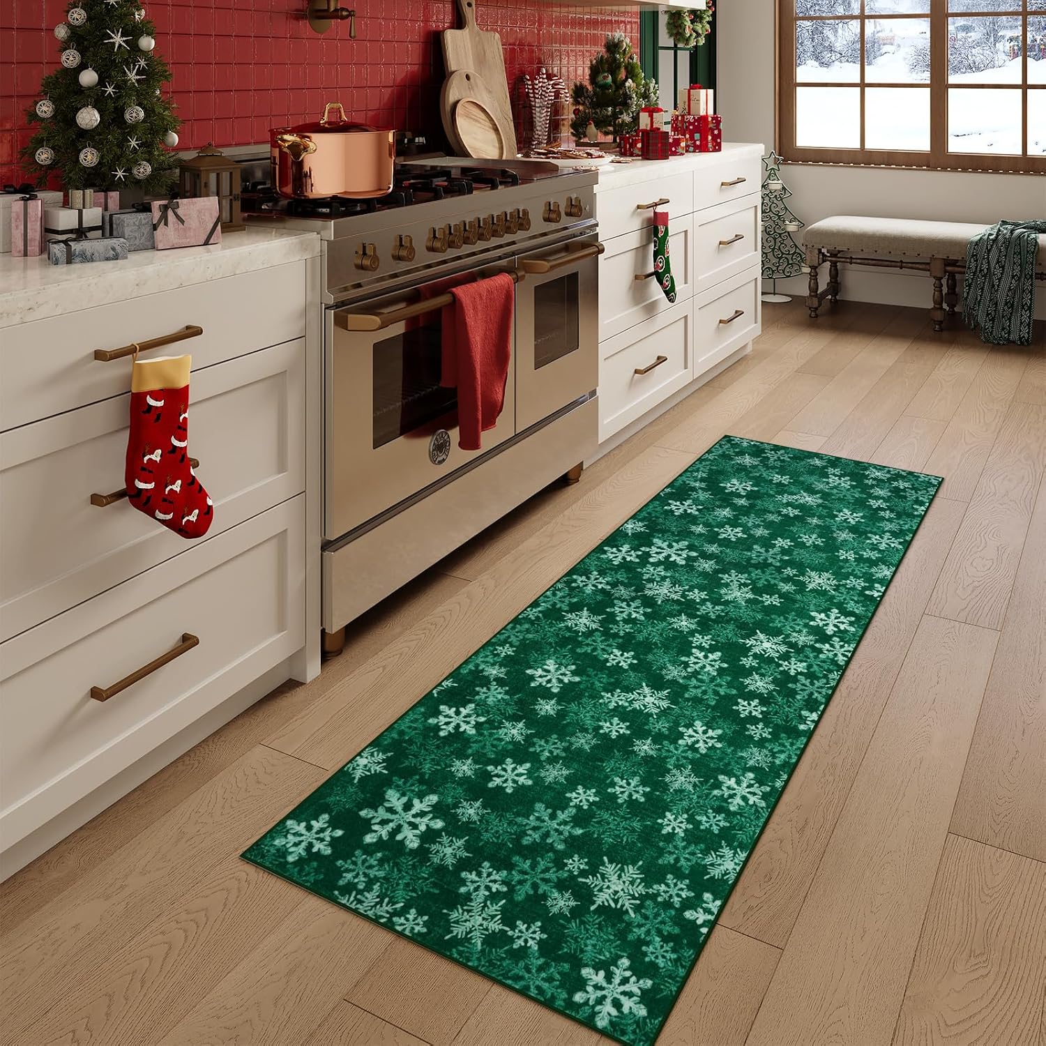 Amazon.com: LIVEBOX Christmas Runner Rug 2x6, Snowflake Washable Non ...