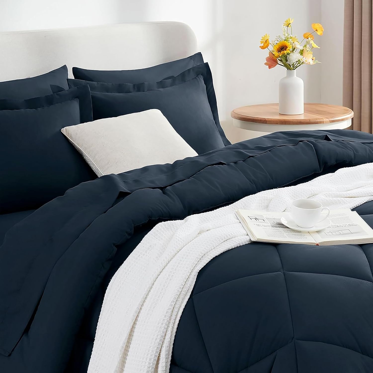 Sleepdown Queen Comforter Set with Sheets 7 Piece, All Season Reversible Bed in a Bag Queen Bedding Sets with Queen Comforter Set, Pillow Shams, Flat Sheet, Fitted Sheet, Pillowcases (Navy, Queen)