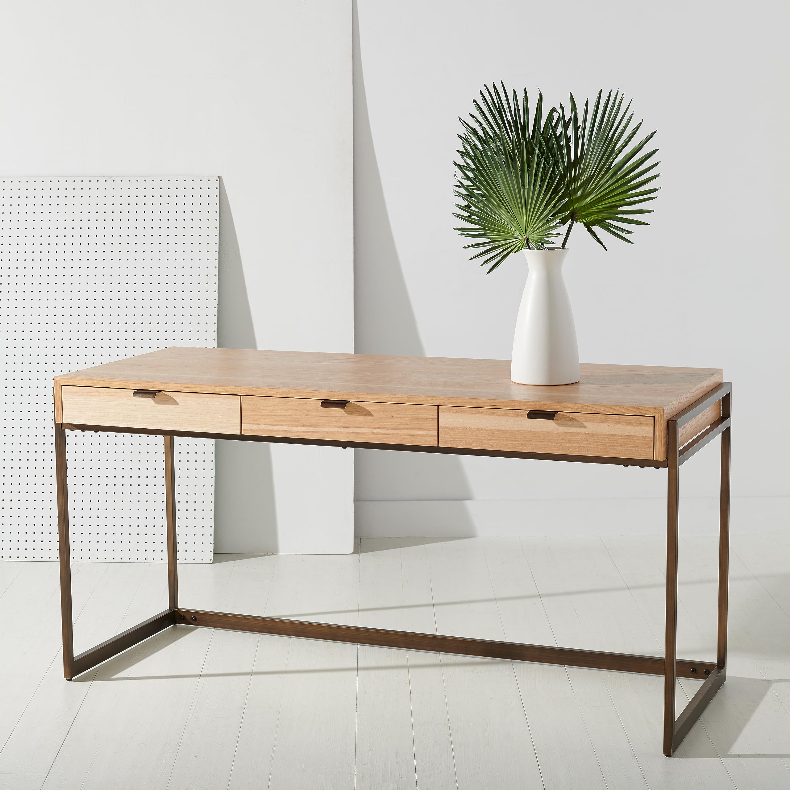 SAFAVIEH Couture Collection Genevieve Walnut/Antique Brass 3-Drawer Home Office Writing Desk