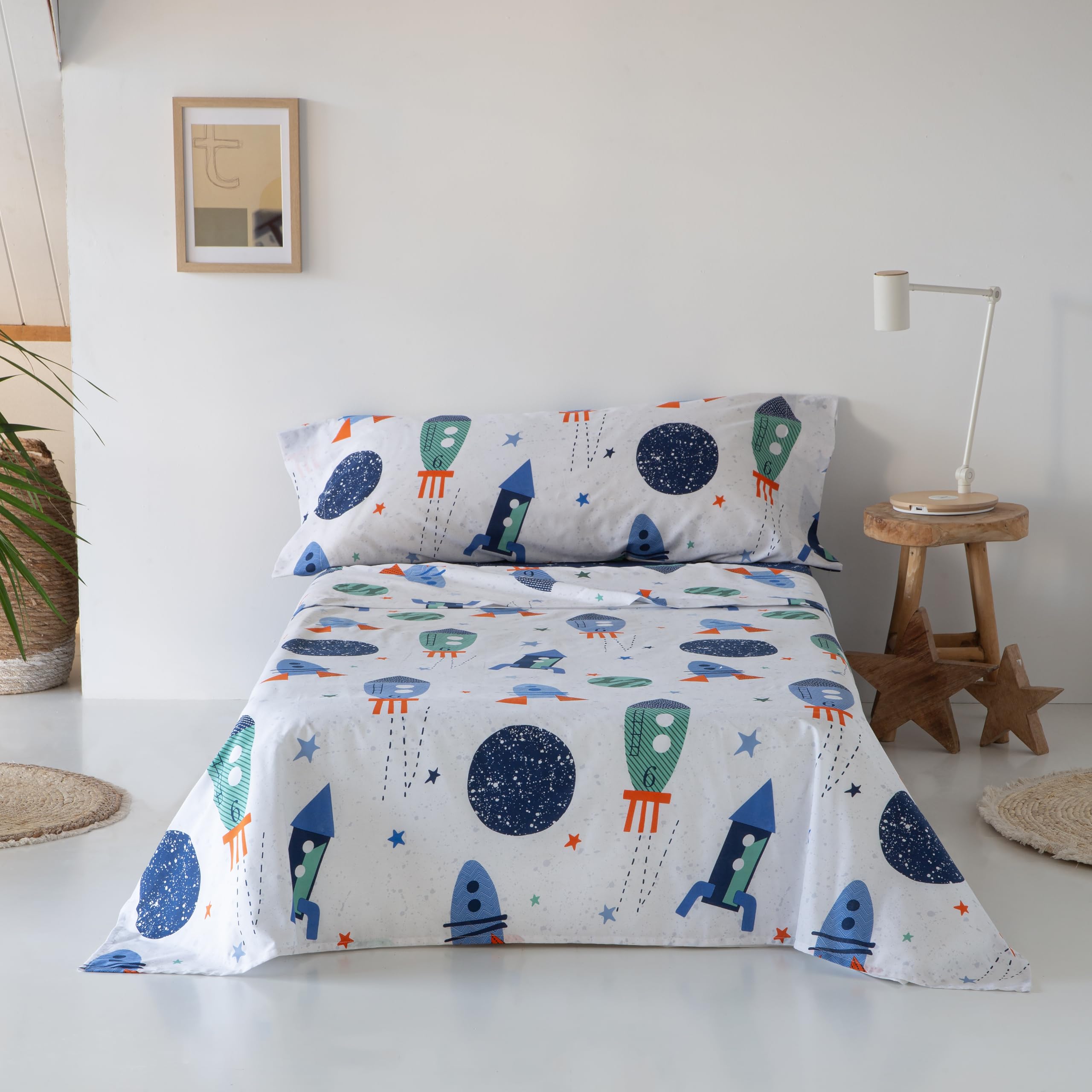 COTTON ARTean Juego de sábanas infantil ROCKET 105x190/200. Poliéster-algodón. 3 piezas: Encimera, 1 Funda de Almohada, Bajera Ajustable