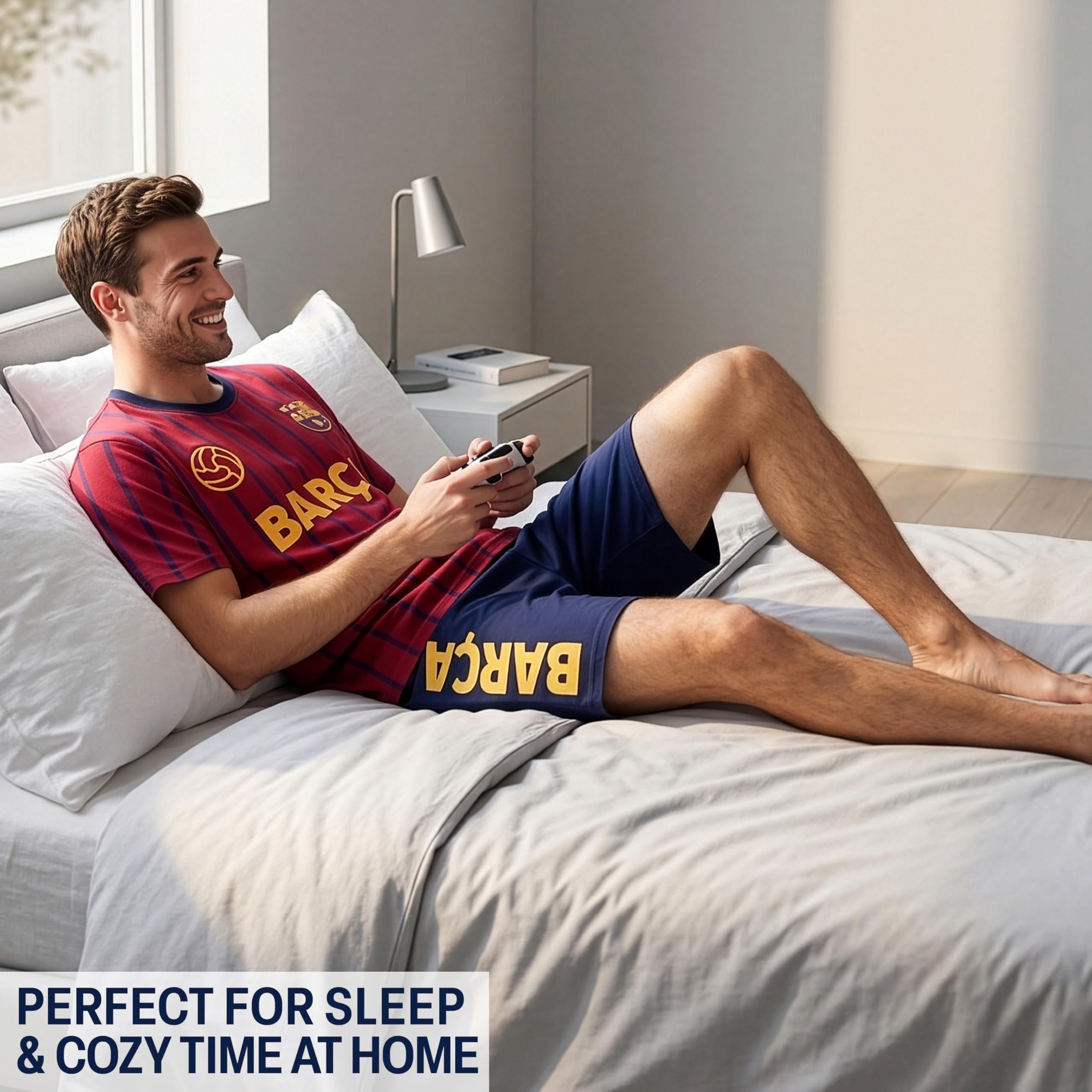 Get Trend Real Madrid | FC Barcelona Pijama Hombre, Conjunto Verano Camiseta Hombre Manga Corta y Pantalón Corto, 100% Algodón, Regalo Futbol