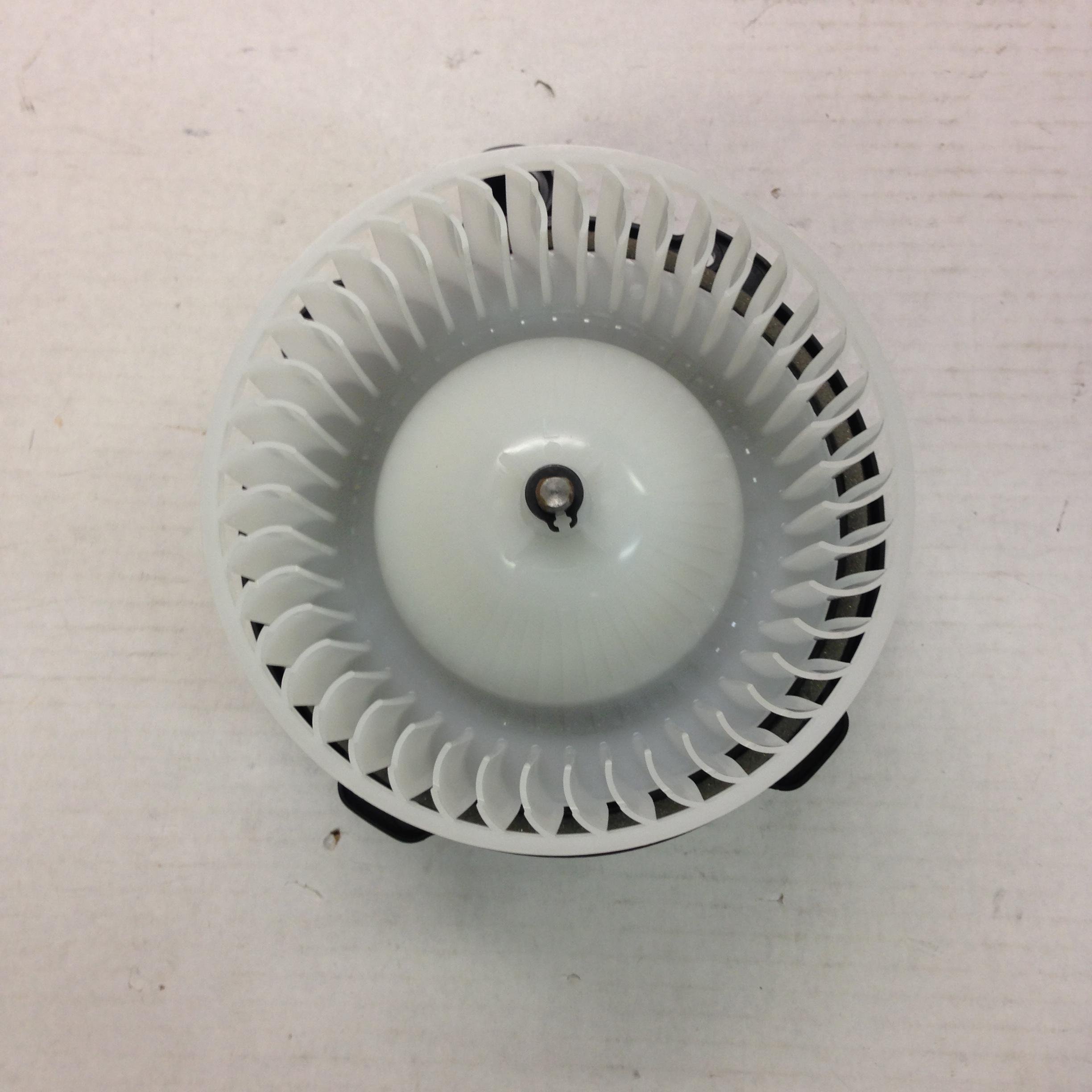 Amazon.com: Genuine Parts Fan Motor 97211953 : Automotive 