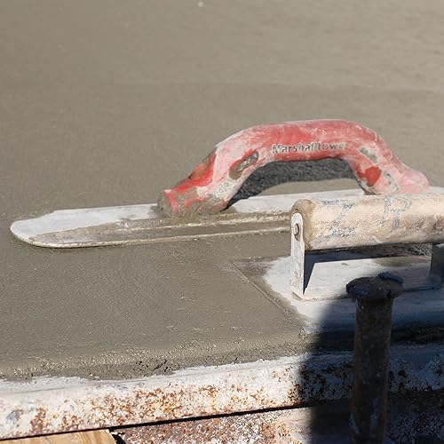 Miniatura 7 de MARSHALLTOWN Flotador de mano de magnesio de extremo redondo, 16 pulgadas x 3-1/8 pulgadas, mango DuraSoft estándar, elimina las marcas