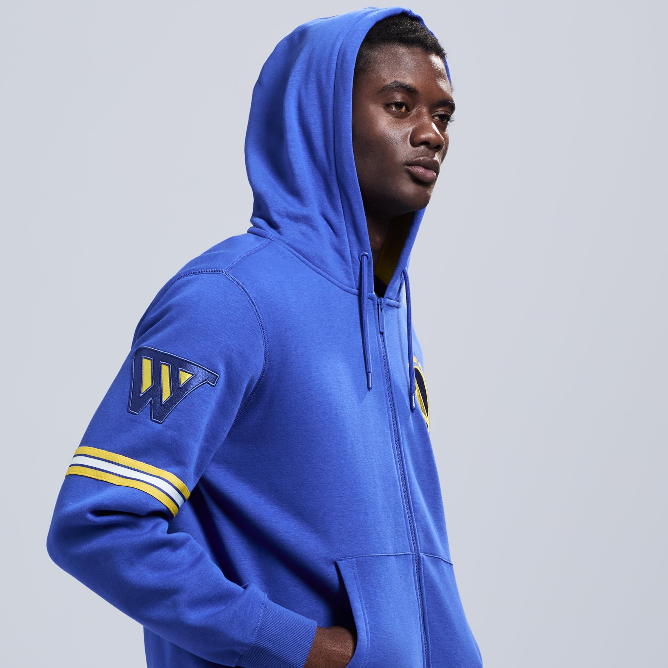 GAME 7 Men's Standard x NBA Officially Licensed Long Sleeve Zip Up Hooded Fleece Sweatshirt, Navy, X-Large