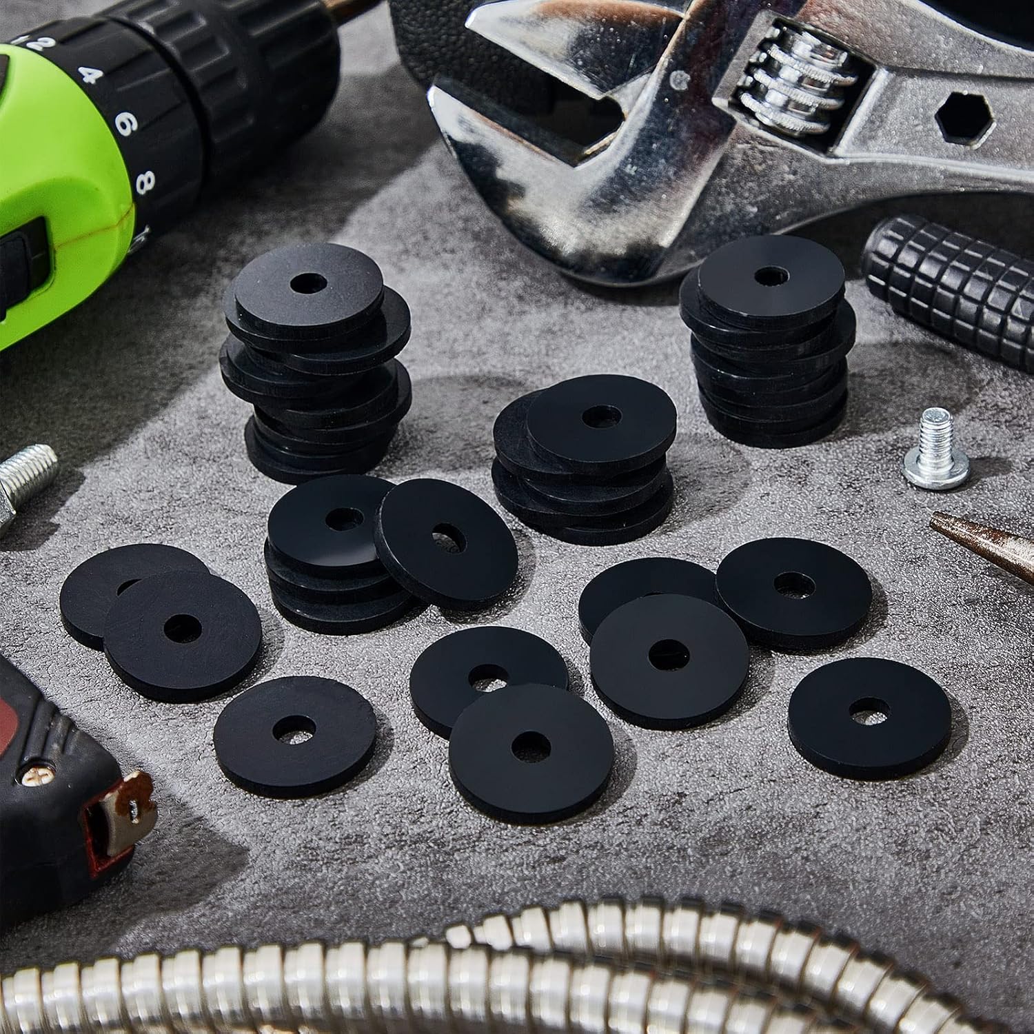 200 Pieces Rubber Washer Heavy Duty Abrasion Resistant Rubber, 1 Od x 1/4 ID x 1/8 Thickness Flat Washer Flat Grommets for Bolts Spacers, Vibration Suppression