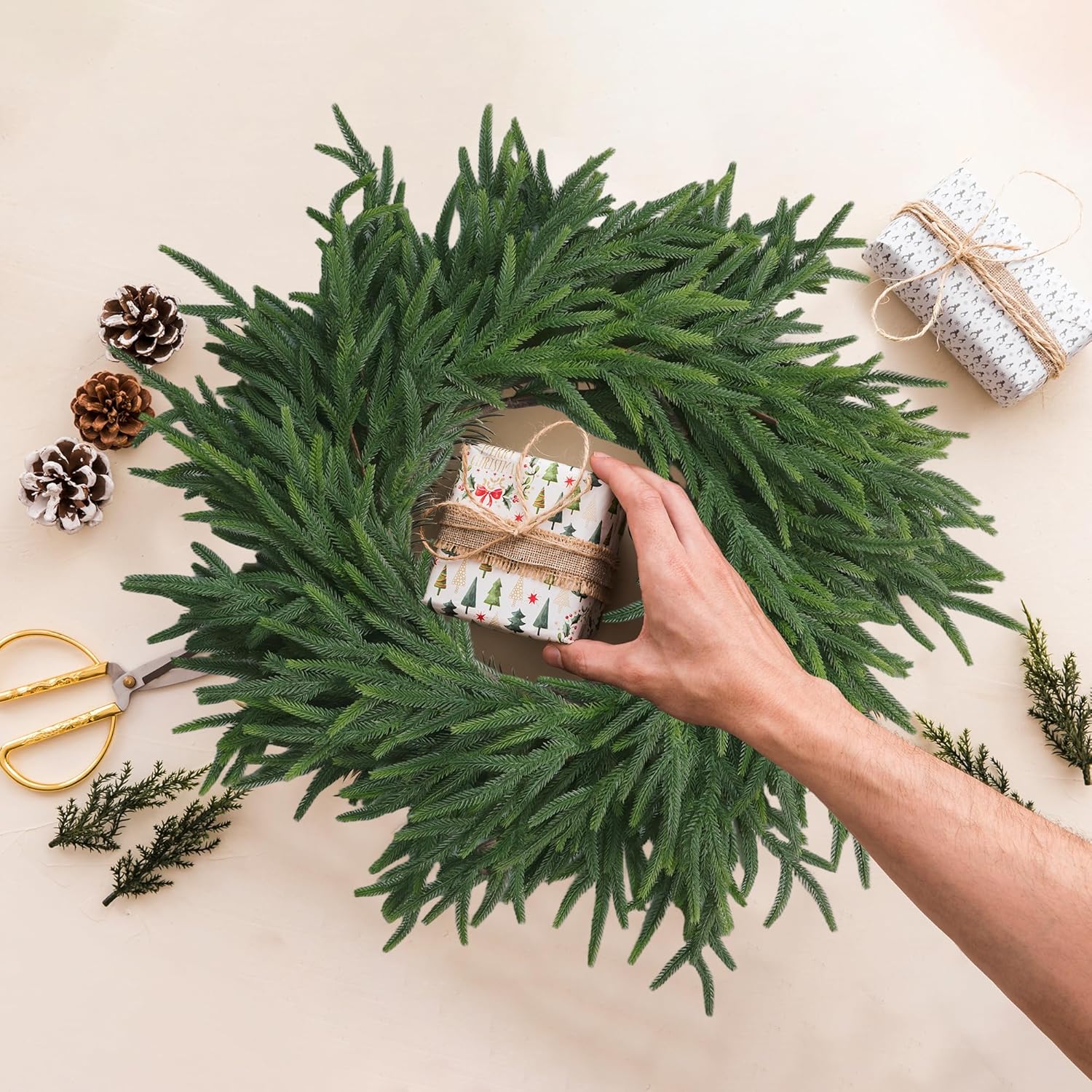 Realistic Thick and Lush Christmas Garland for Mantle Christmas Decorations Indoor Real Touch Artificial Pine Garlands for Stairs Railing Outdoor Fireplace Table Xmas Holiday Decor Winter Greenery 5FT - Image 5