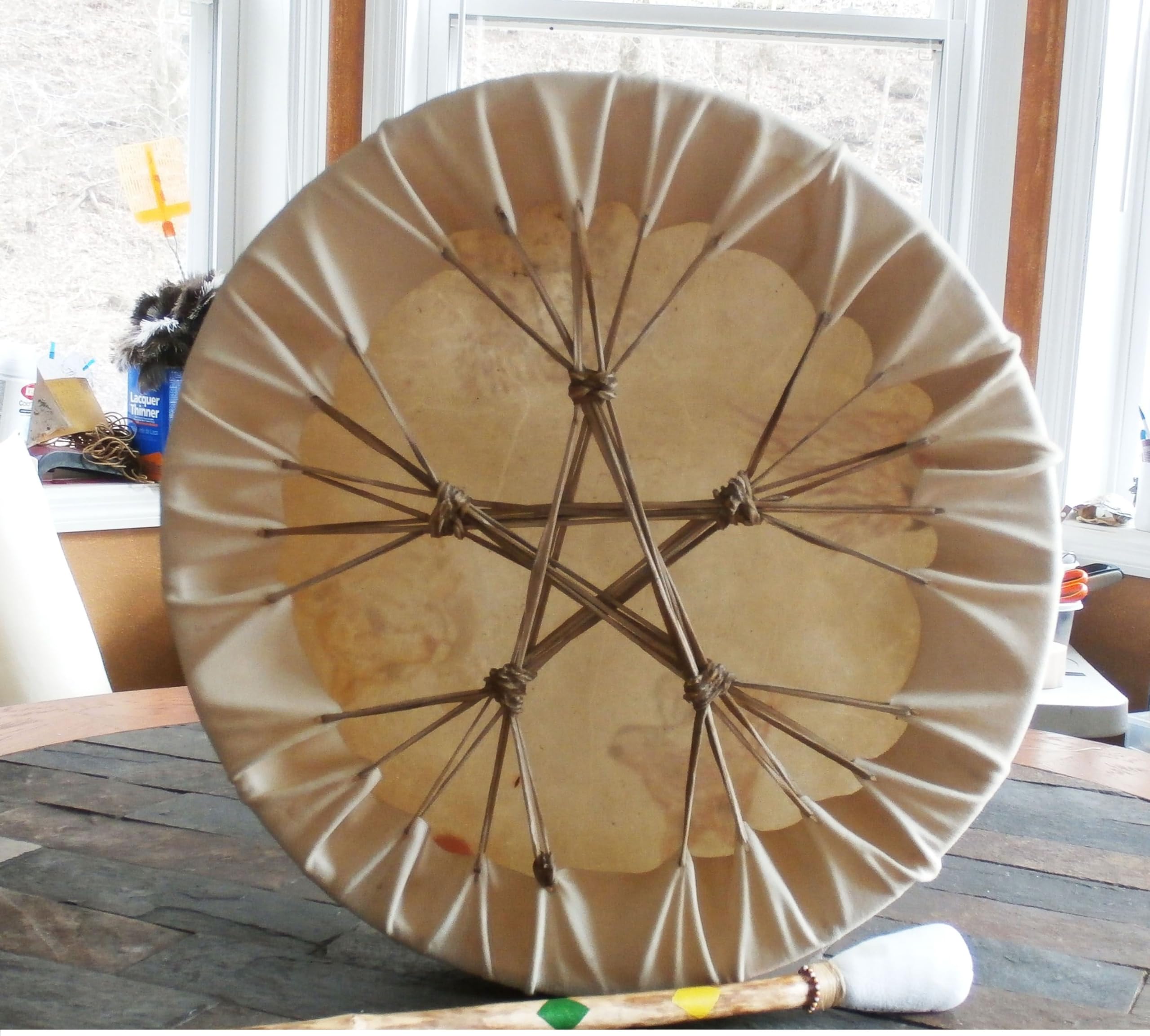 Tambour chaman de 51 cm, cadre en bois, peau de buffle, lacets en cuir brut, percussion chamanique faite à la main, son doux profond, yoga, méditation, guérison médicinale + batteur, maillet