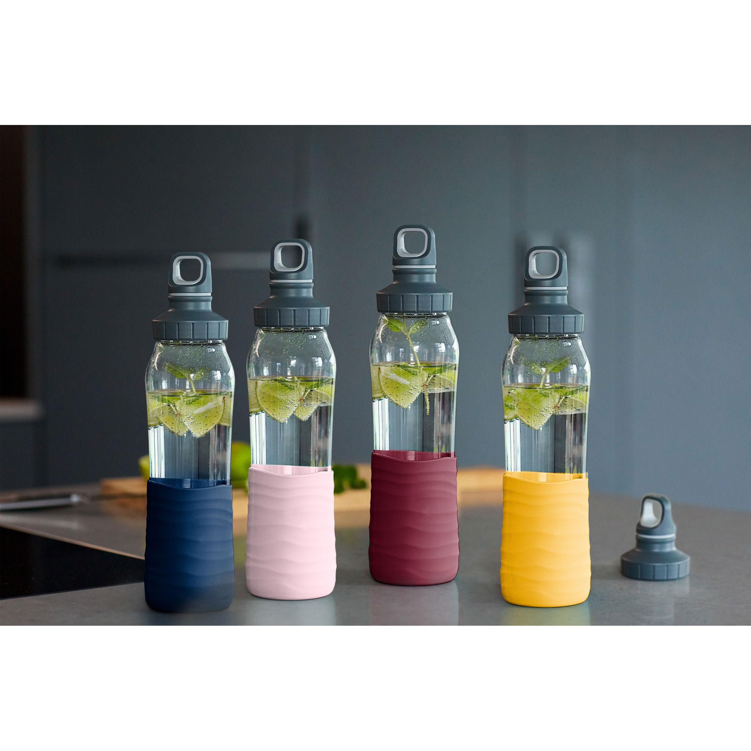 Emsa Gourde en verre N31007 Drink2Go - Capacité : 0,7 l - Bouchon à vis - 100% étanche - Passe au lave-vaisselle - Bordeaux
