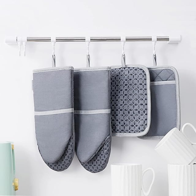 VHAUSE Oven Gloves and Potholders Set  4pcs Long Cotton Puppet Oven Mitts & Hot Pads with Non-slip Silicone Grip Heat Resistant 235°C for Kitchen Baking Cooking Grilling Machine Washable-Grey