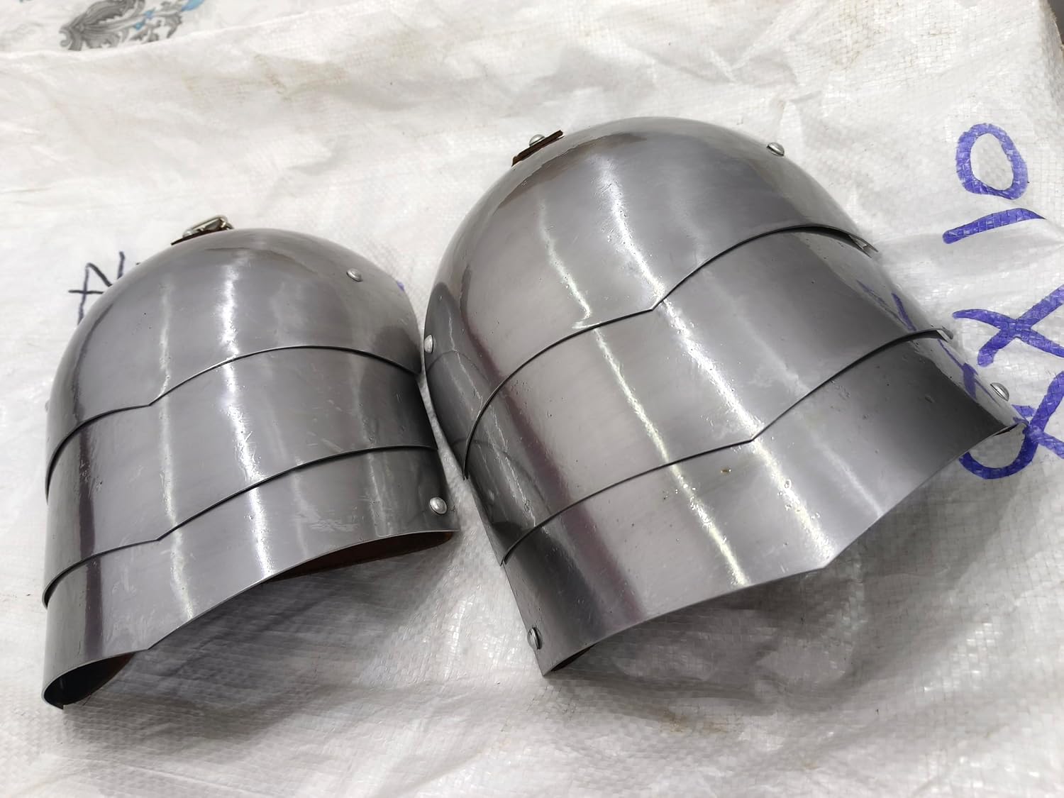 Medieval Pauldron Spaulders Armor Set Pair Plate Shoulder Set Prop Real Adult Size Fully Functional Wearable Costume Adult Size SCA LARP Accessory Silver