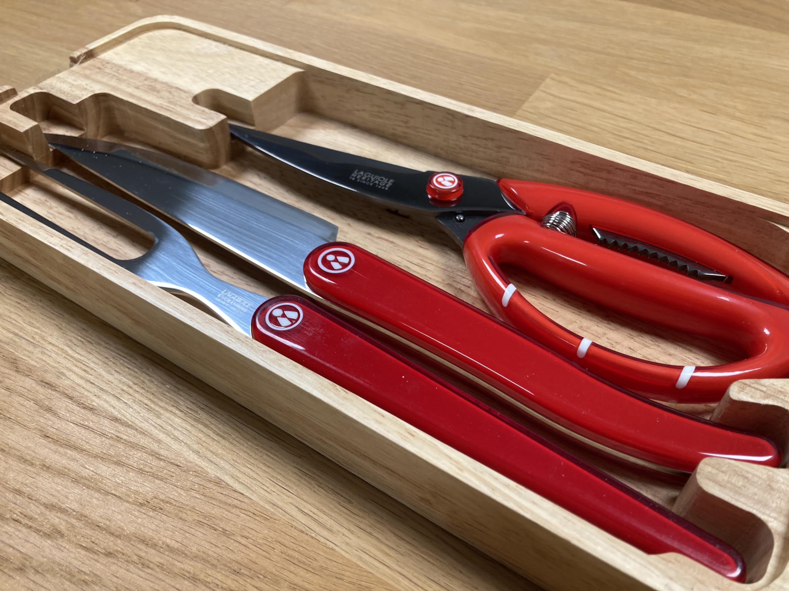 Coffret de service à découper - Collection Acidulé Rouge