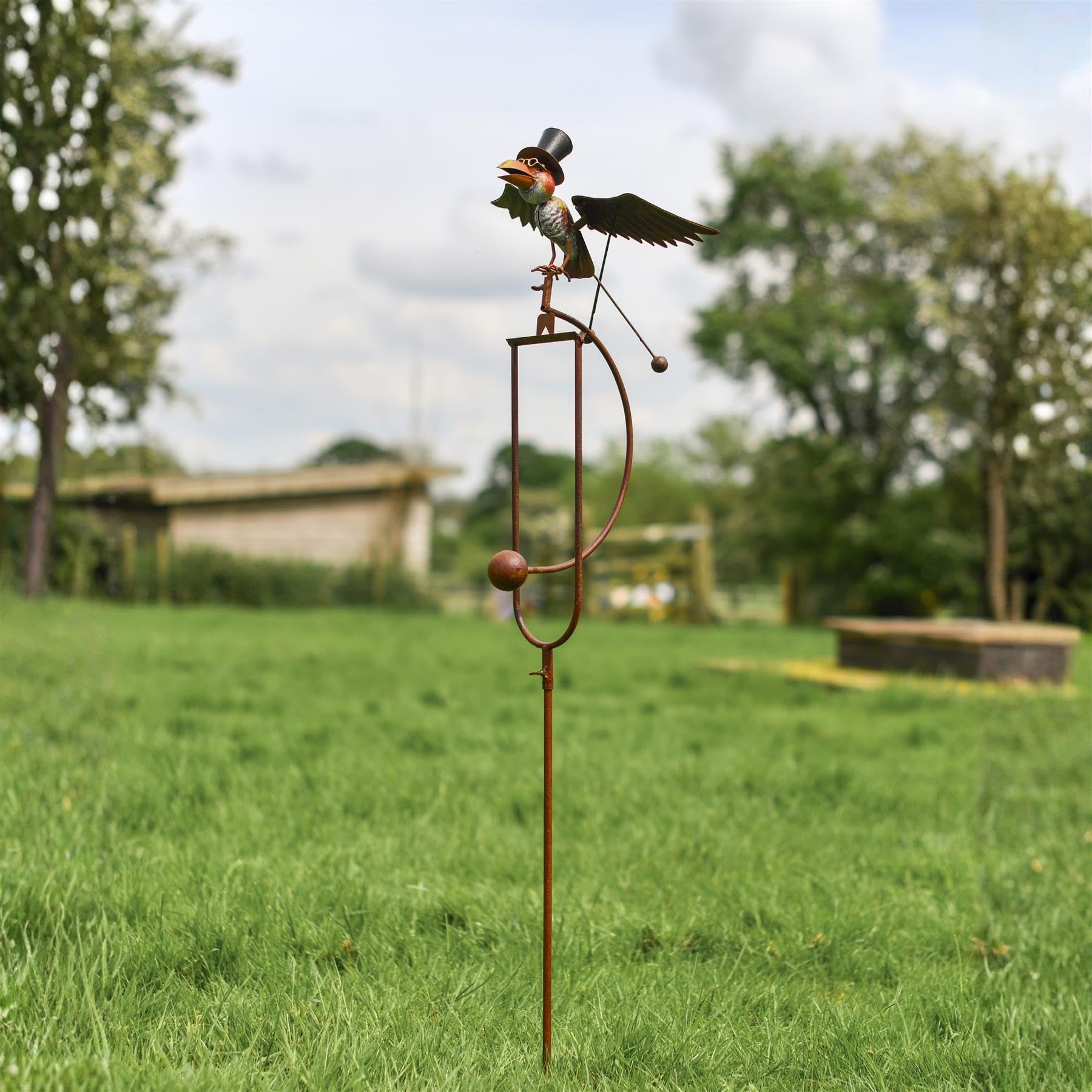 'Distinguished Bird' Rocking Garden Spike Handpainted Metal Wind Rocker Garden Ornament Weather-Resistant Outdoor Spinner Kinetic Sculpture with Ground Spike