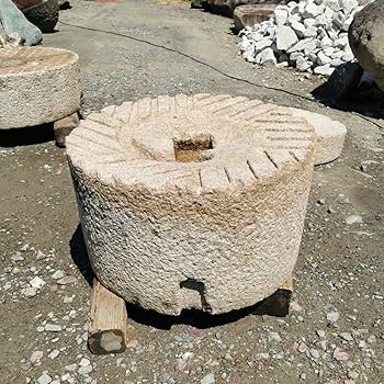 クレイジーレースアゲート　3.2キロ　庭石　鑑賞石　石　庭　坪庭　ガーデニング Amazon.co.jp: 巨大庭石 国産石 鑑賞石 庭 坪庭 ガーデニング