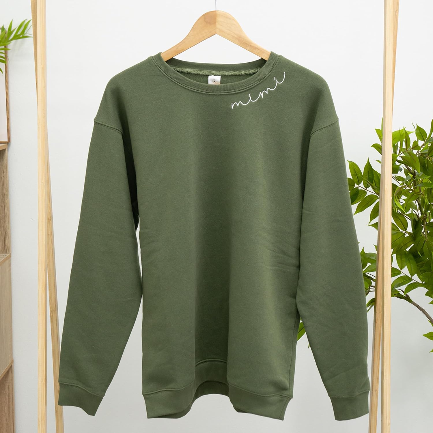 IZI POD - Mom Mama Grandma Embroidered Crewneck Sweatshirt Heart On Sleeve For Women-Gifts For Mom, Grandma, Mimi, Nana, Gigi - Image 7