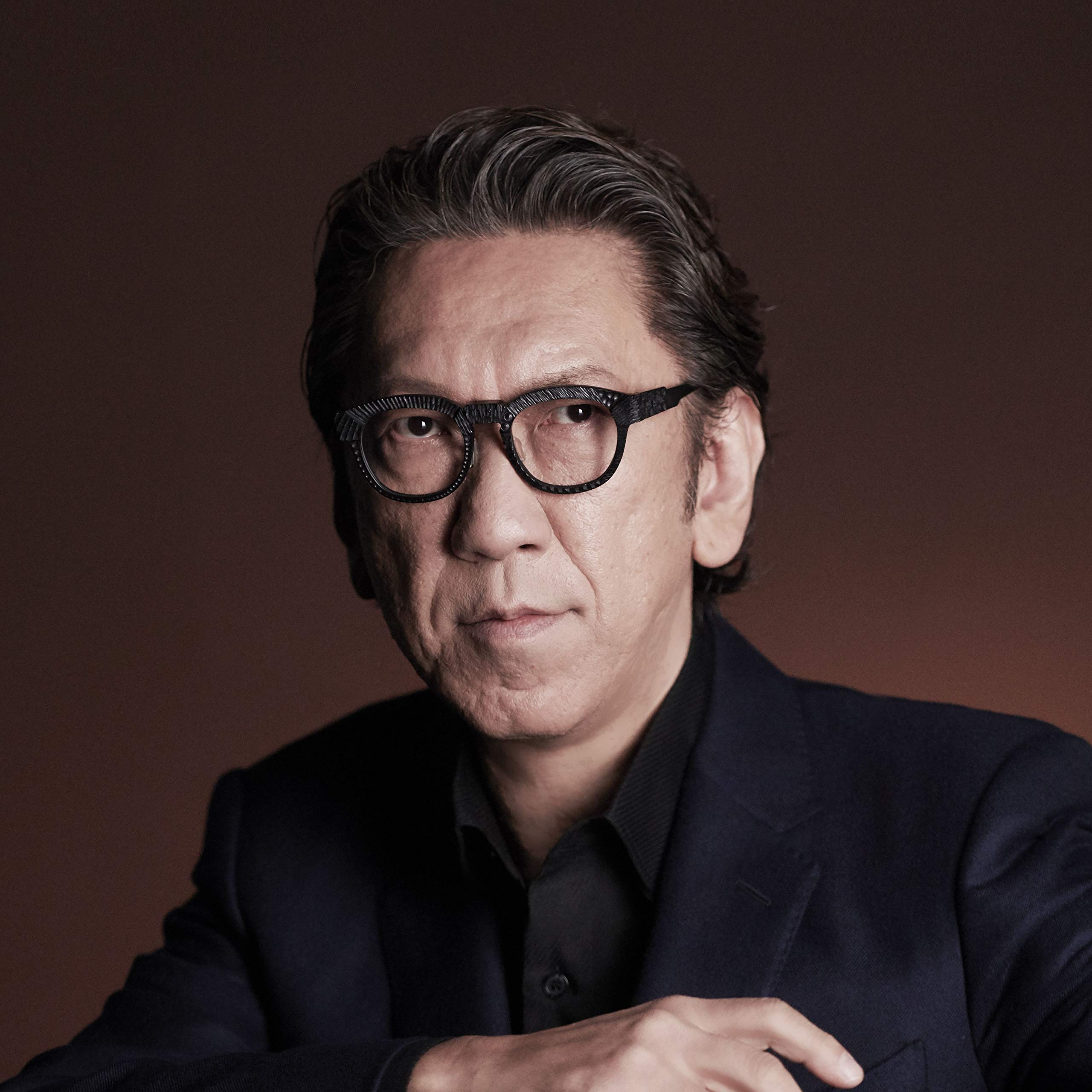 Tomoyasu Hotei bei Amazon Music