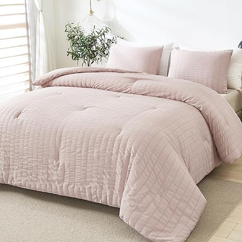 Andency Edredón rosa tamaño matrimonial (79 x 90 pulgadas), 3 piezas (1 edredón texturizado de sirsaca y 2 fundas de almohada), 100% microfibra