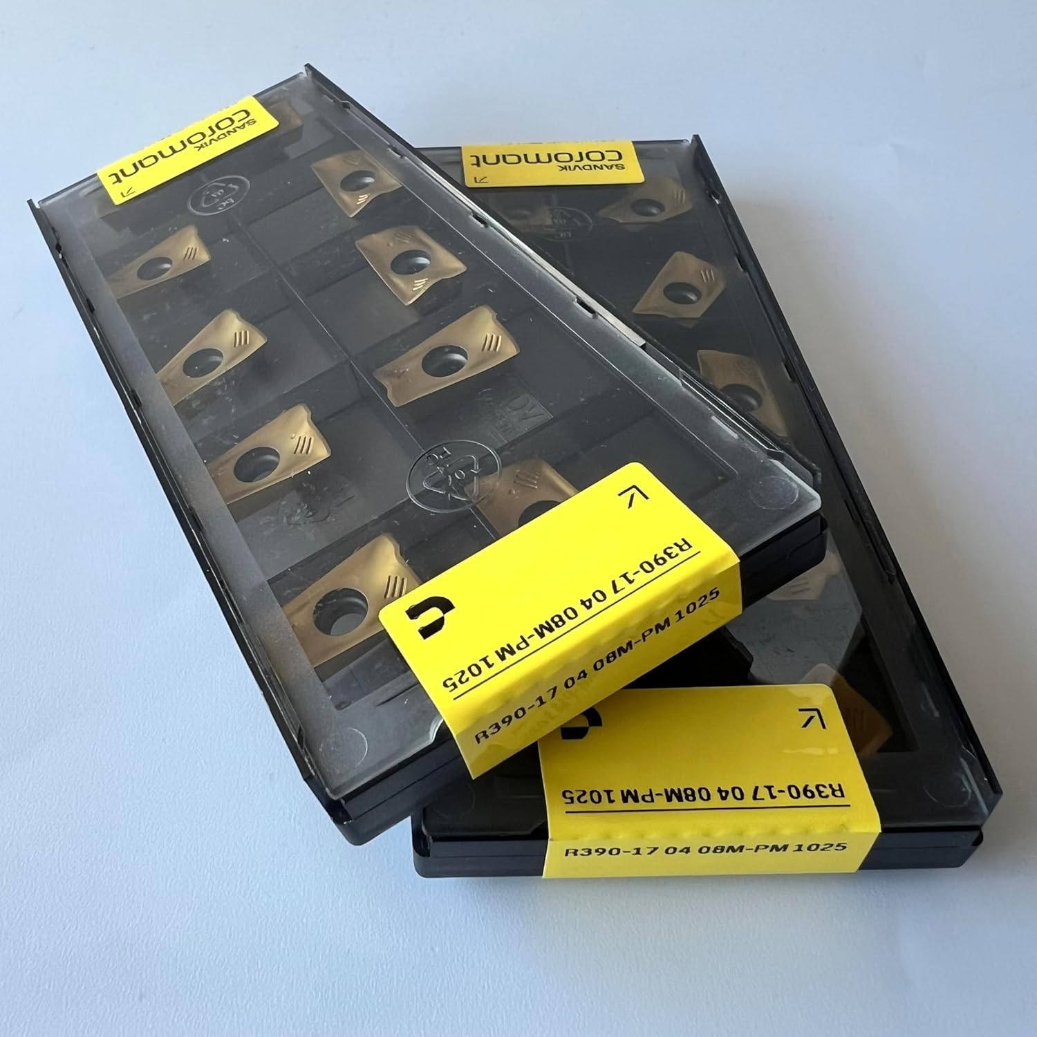 R390-170408M-PM 1025/ CoroMill 390, Insert for Three-Sided milling，a Box of