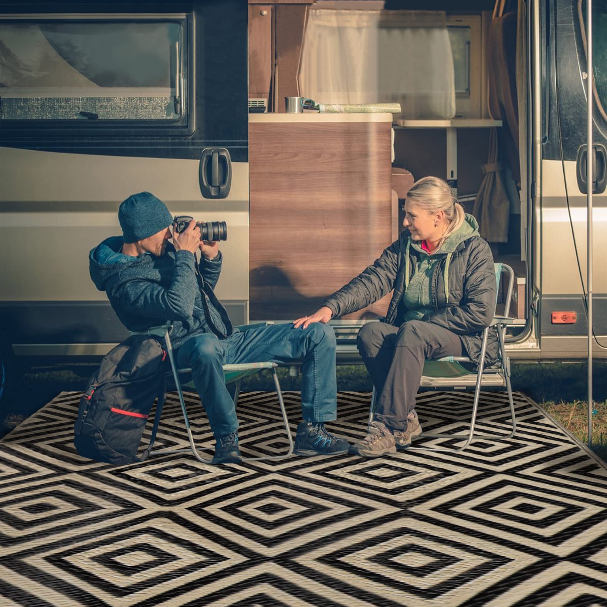 Ridota Reversible Mats, Outdoor Patio Rugs, Plastic Straw Rug, Modern Area Rug, Floor Mat for Outdoors, RV, Patio, Backyard, Deck, Picnic, Beach, Trailer, Camping (Diamond Black & Beige, 4' x 6')