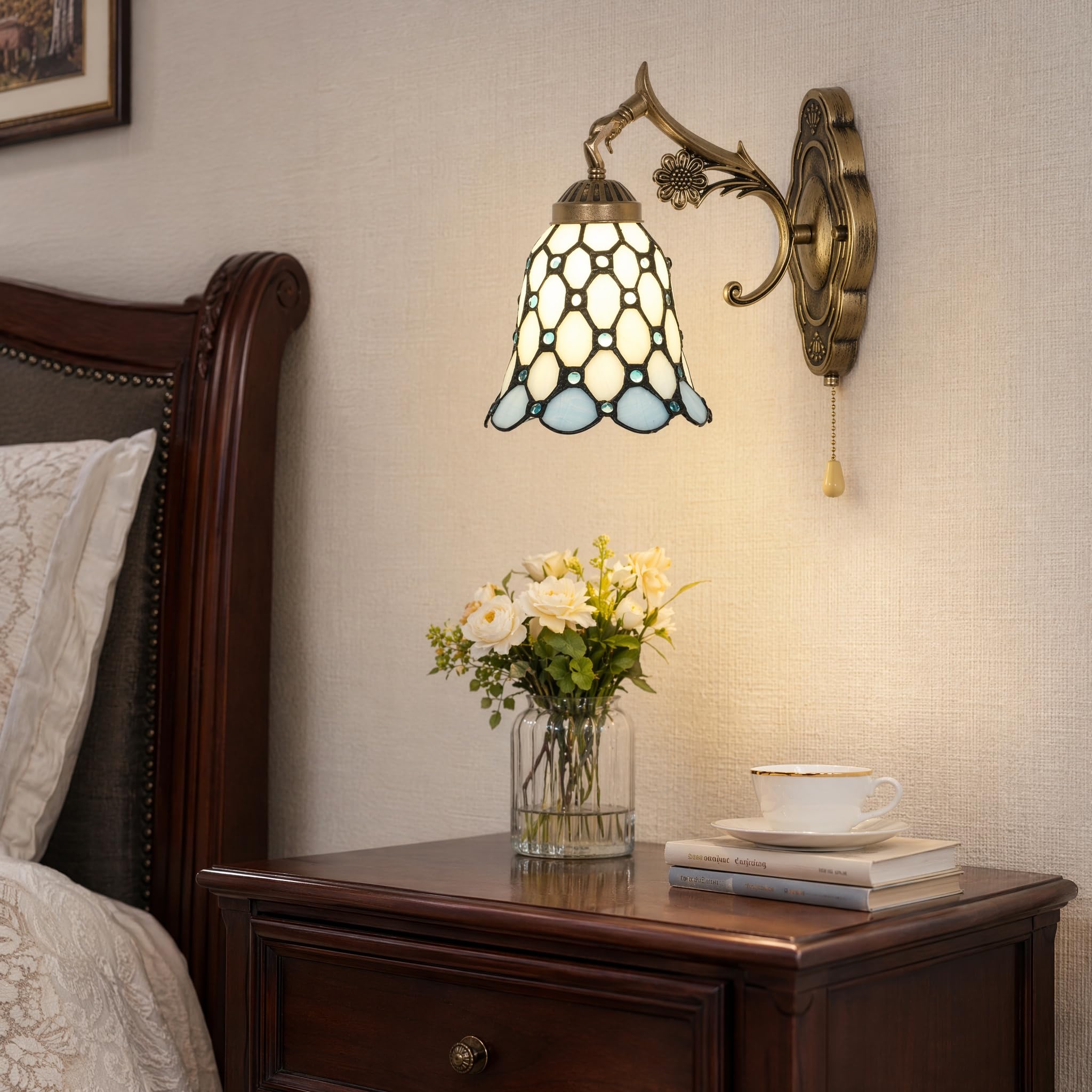 Fiunkes Vintage Mediterranean Blue Wall Sconce Lamp with Pull Chain Switch, Tiffany Stained Glass Crystal Beads Wall Light, Hallway Bedroom Bedside Light,Garage Light, Bathroom Vanity Light