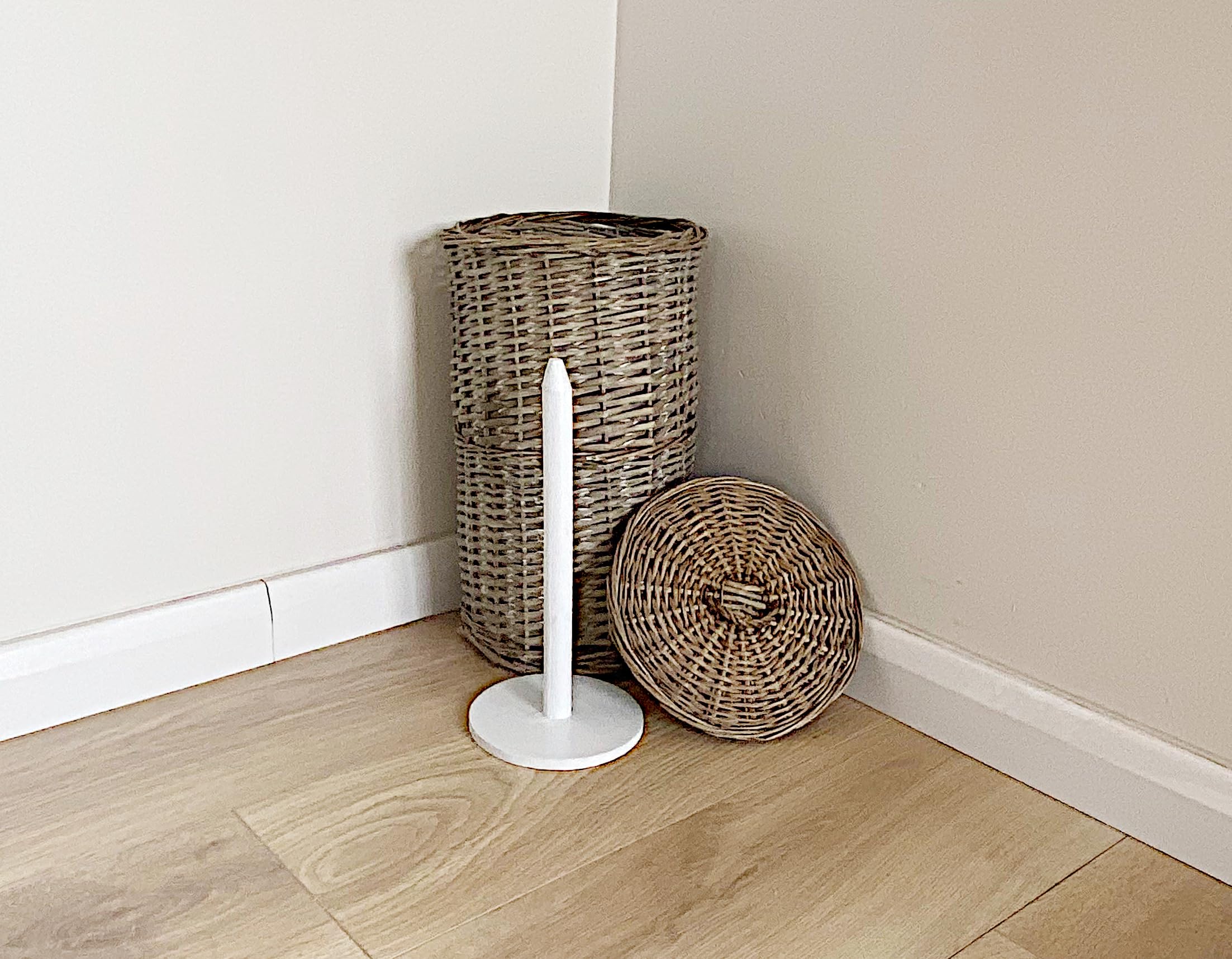 Topfurnishing Brown Rattan Wicker Toilet Roll Holder Dispenser Container