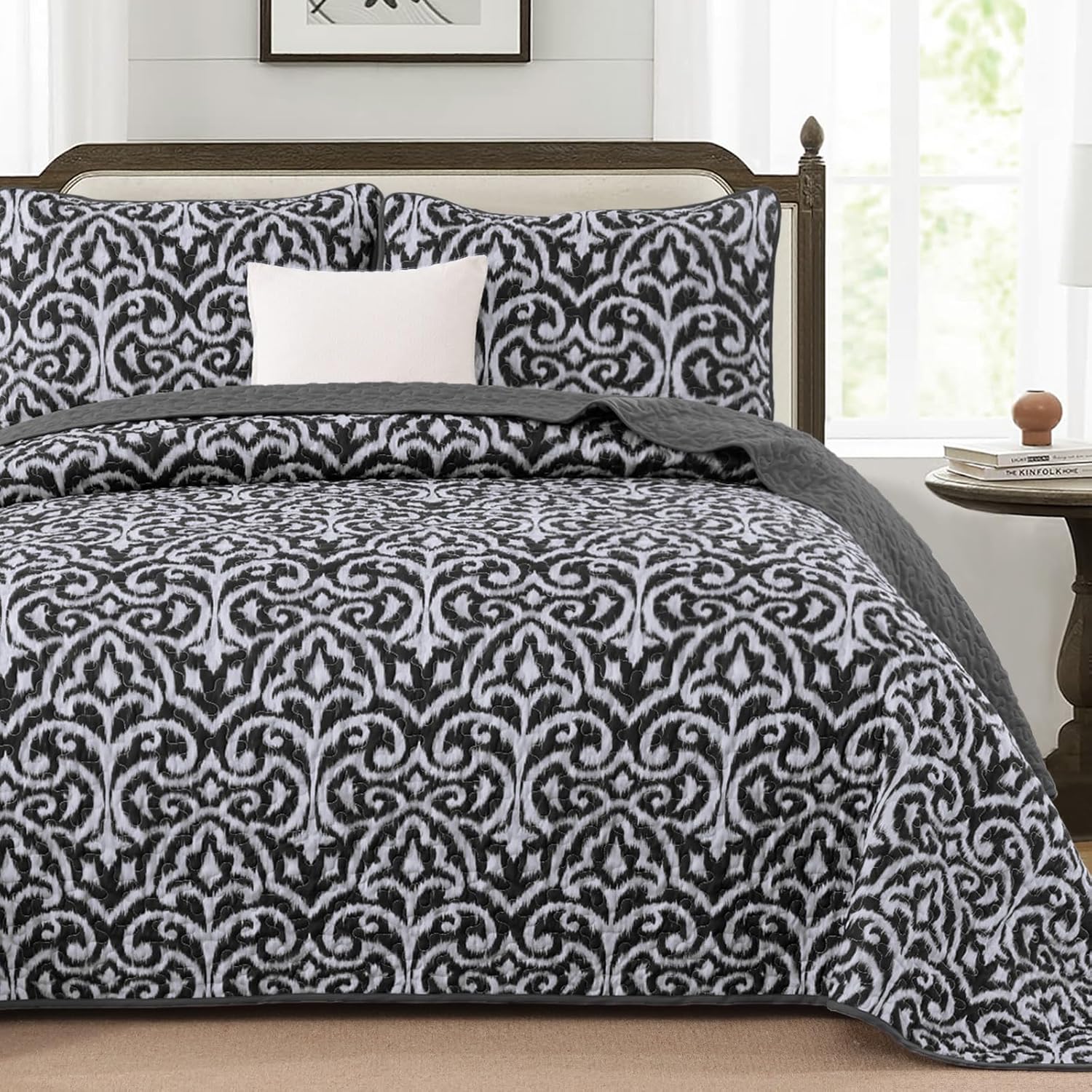 Menghomeus Black Quilt Set King Boho Bedspread Coverlet Set 3 Pieces Lightweight Microfiber Bedding Set with 2 Pillow Shams (King Size, 104"x90")
