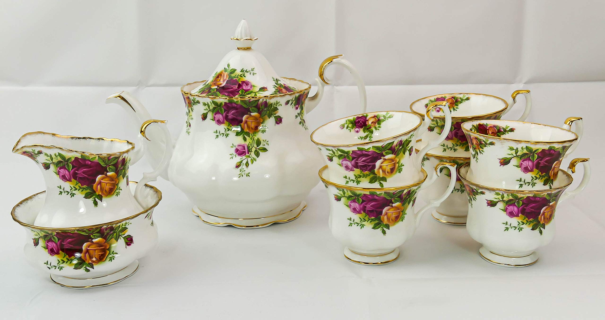 Royal Albert - Old Country Roses 22 Piece Tea Set Original Made in