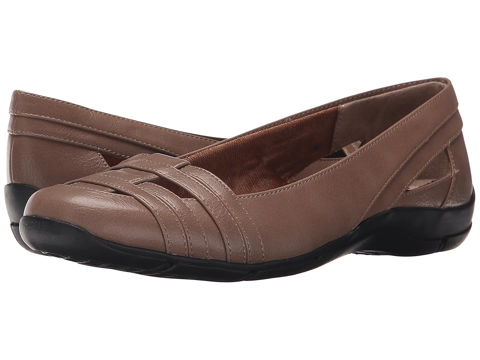 

LifeStride Darcine (Tan Lansing) Women's Flat Shoes