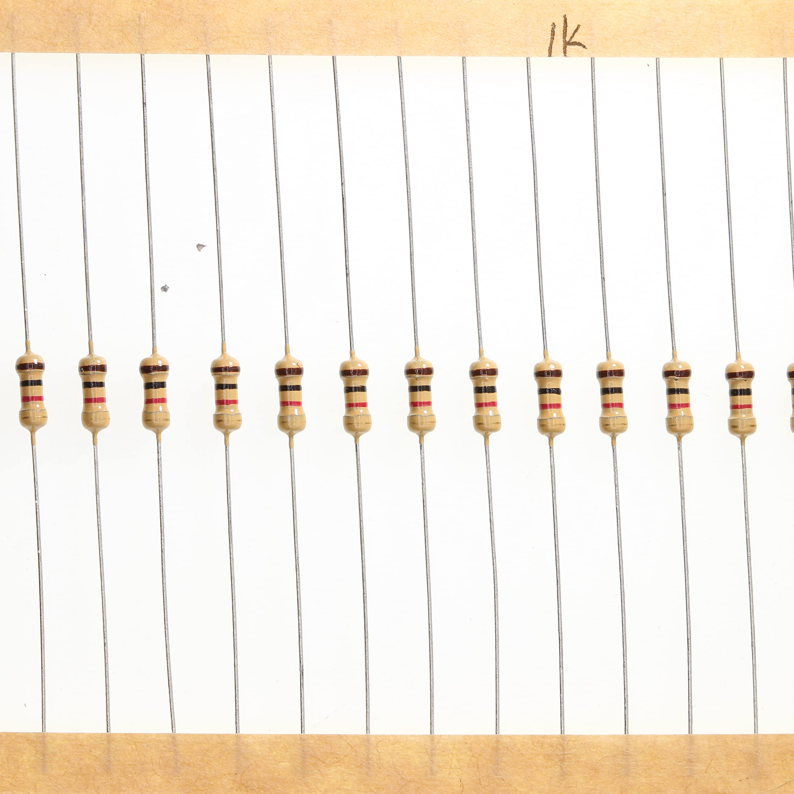 220 Ohm Resistor Color Code, Feature And Uses - Electronics - Foto 9