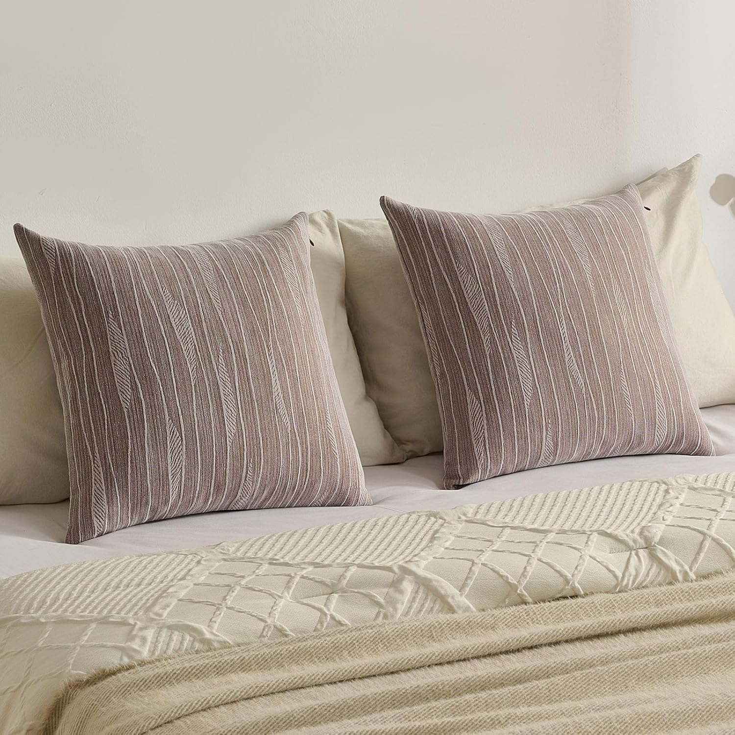 FUTEI Pack of 2 Dyeing Chenille Throw Pillow Covers 20x20 Inch Soft Line Textured Decorative Cushion Cases Modern Farmhouse Accent for Couch Living Room, Dyeing Brown