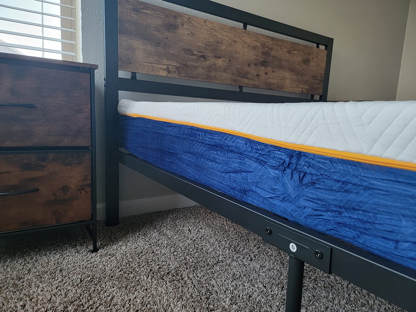 33/mo Finance Pliwier Queen Bed Frame with Headboard, Queen Size Bed