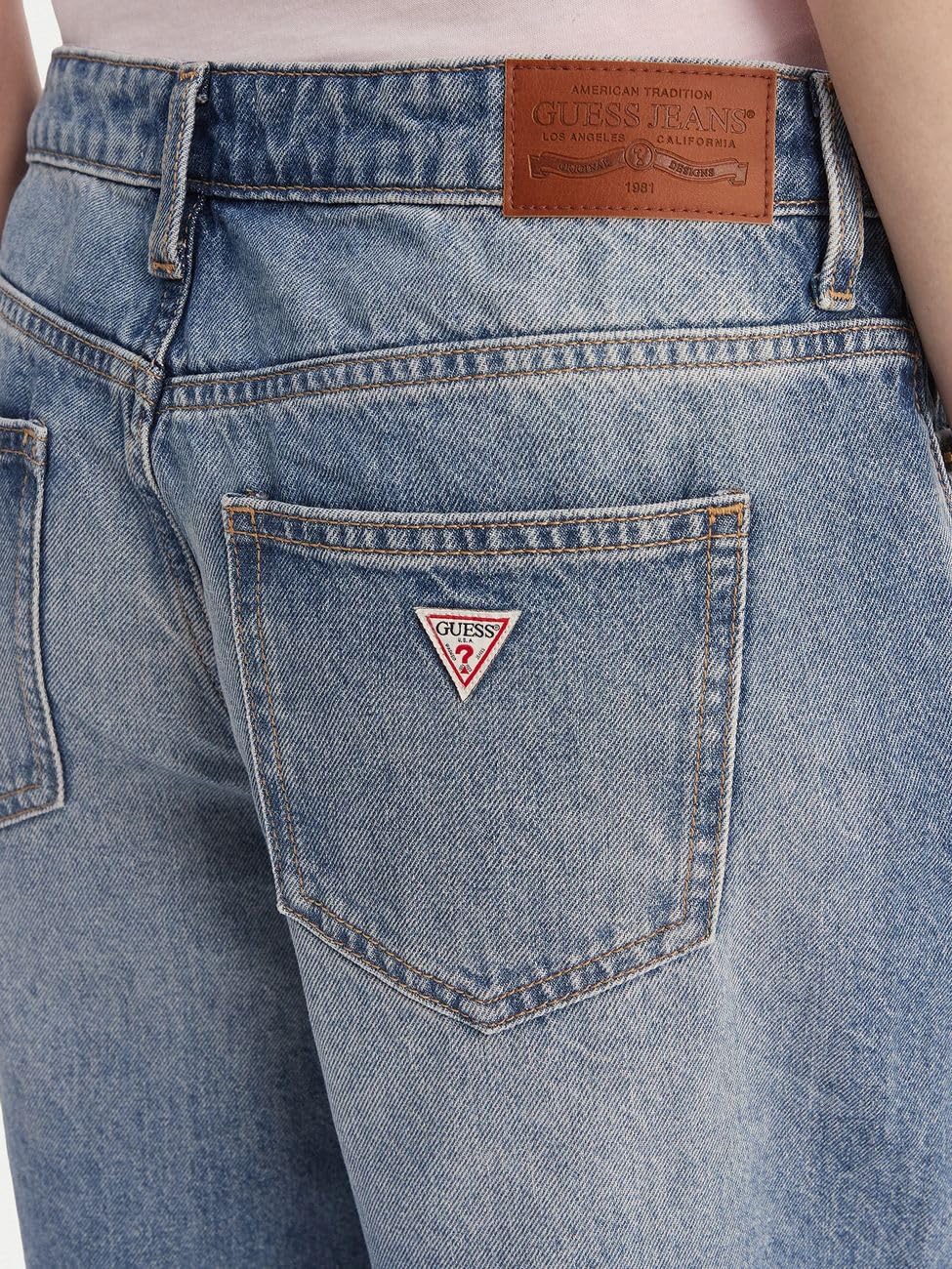 GUESS Jeans W6GD1DD6363 Baggy Denim Shorts 26