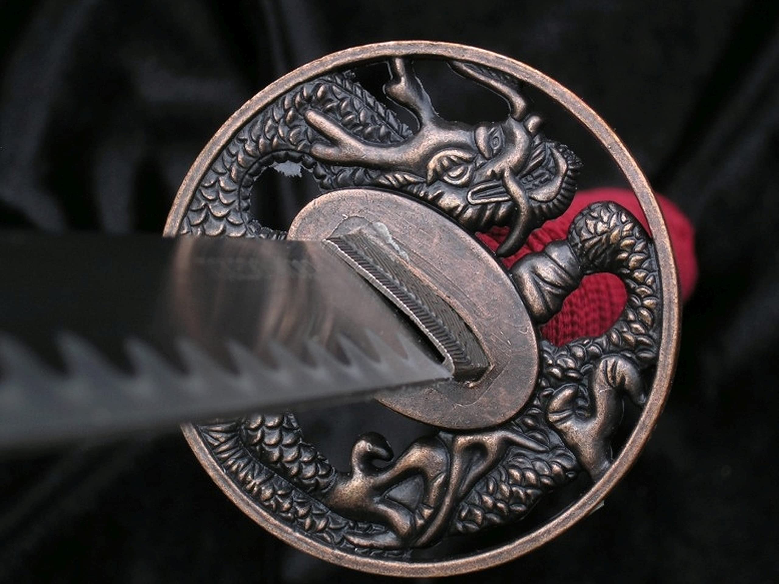 Spada da samurai Katana Red Dragon Sword Real Metal Not Sharp Steel con fodero per la decorazione di un collezionista o come regalo 4KM80-405RD