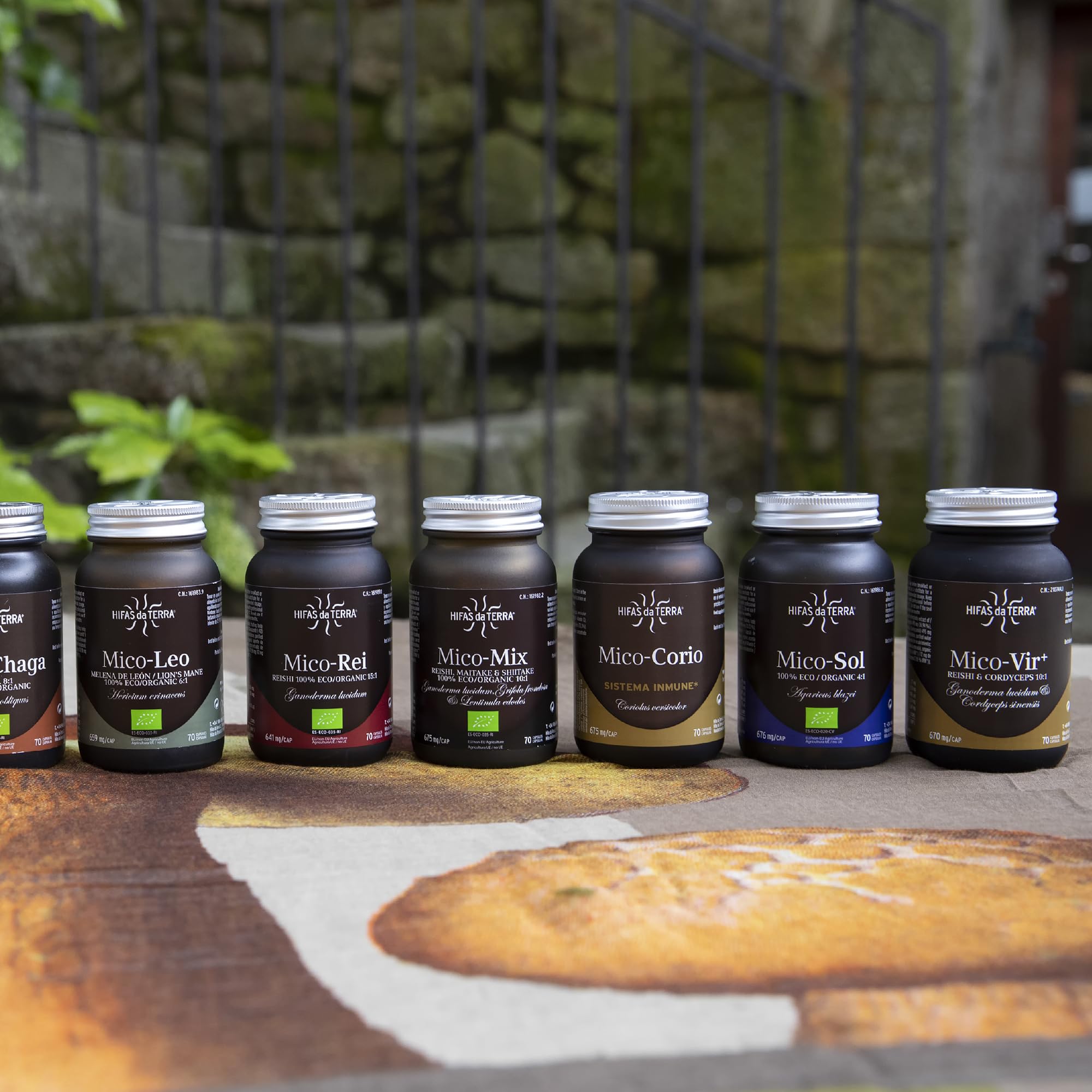 HIFAS DA TERRA - Mico-Vir+ Extractos Puros de Reishi y Cordyceps con Vitamina C - Refuerzo inmunitario natural, energía y recuperación - Extracto de Hongos - Refill 60 Cápsulas